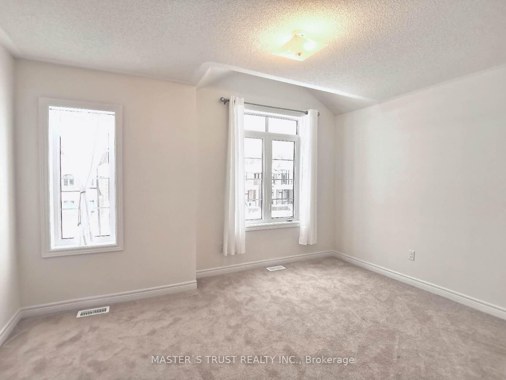 Photo 22 of 1304 Davis Loop, Innisfil, Lefroy — HOMEH