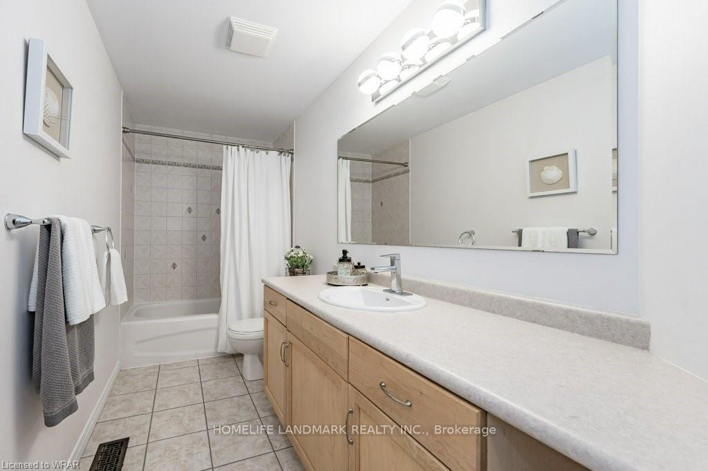 Photo 15 of 123 Winifred Street, Kitchener — HOMEH