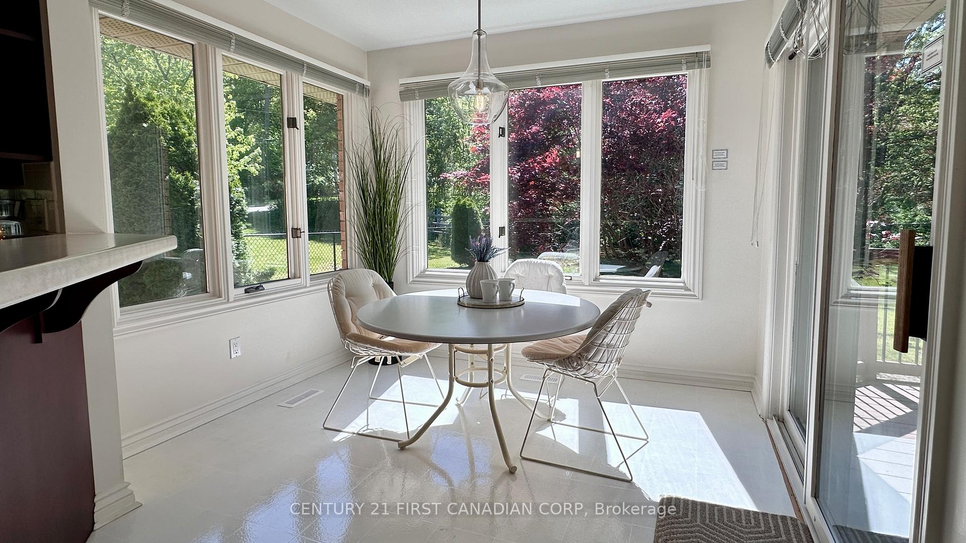 Photo 8 of 212 Timber Drive, London, South B — HOMEH