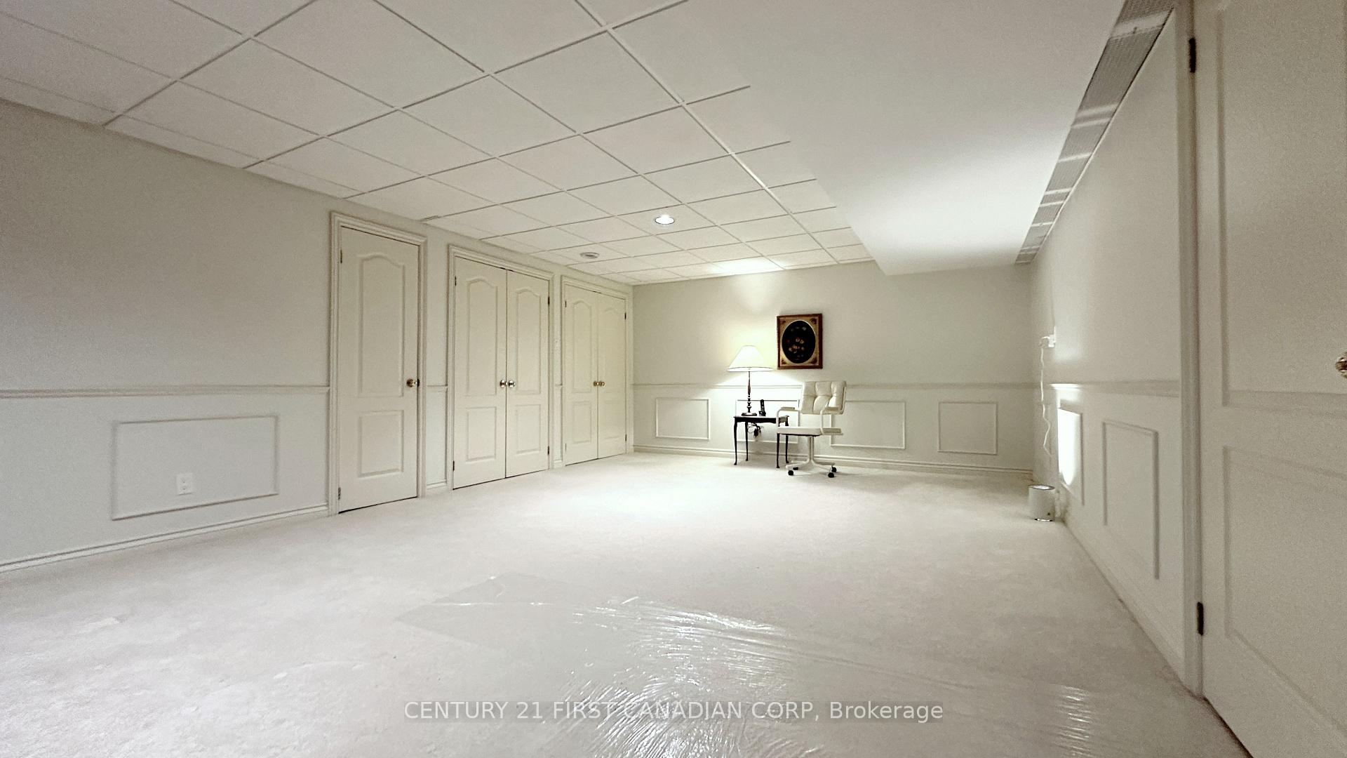 Photo 26 of 212 Timber Drive, London, South B — HOMEH