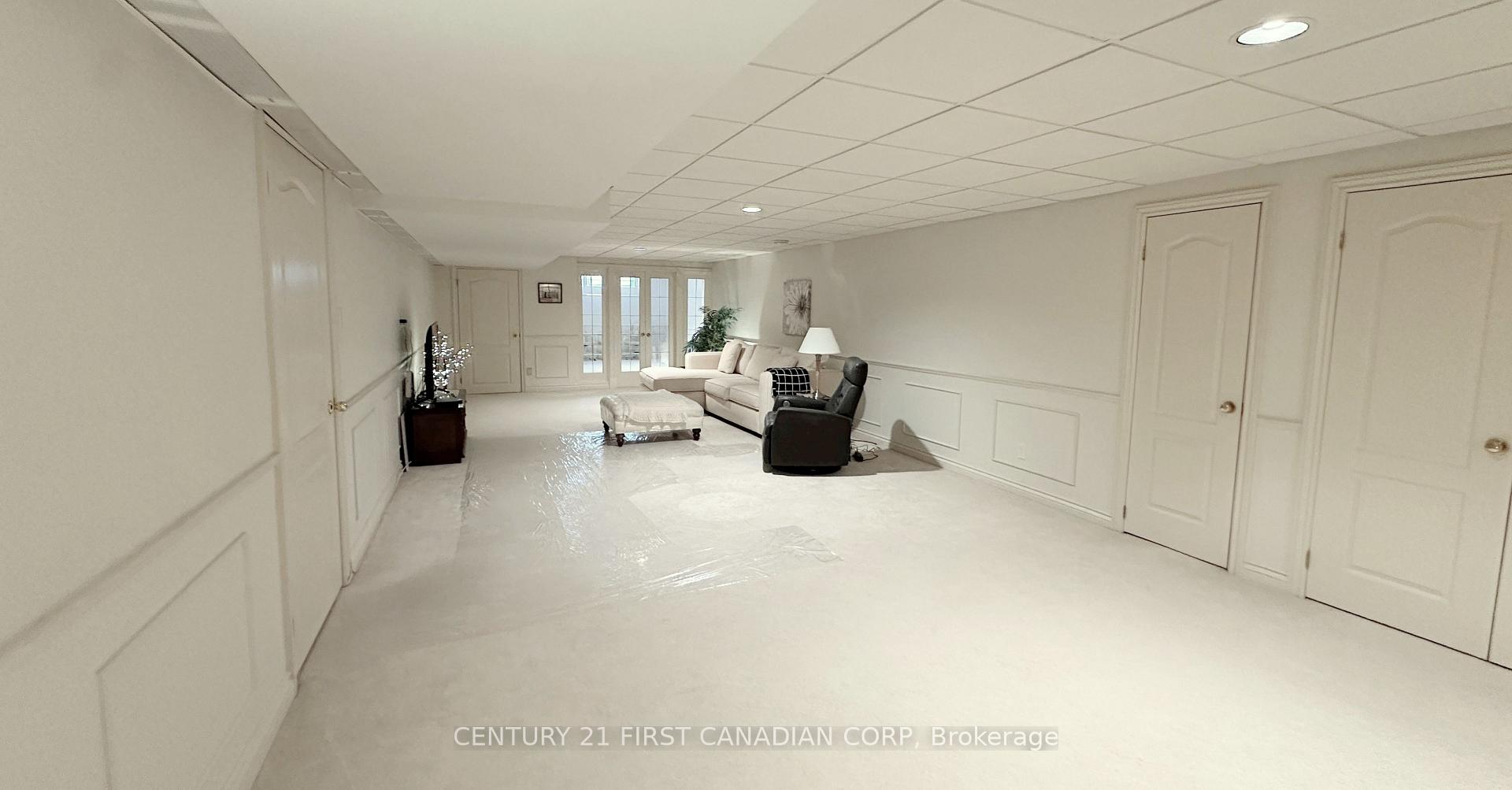 Photo 28 of 212 Timber Drive, London, South B — HOMEH
