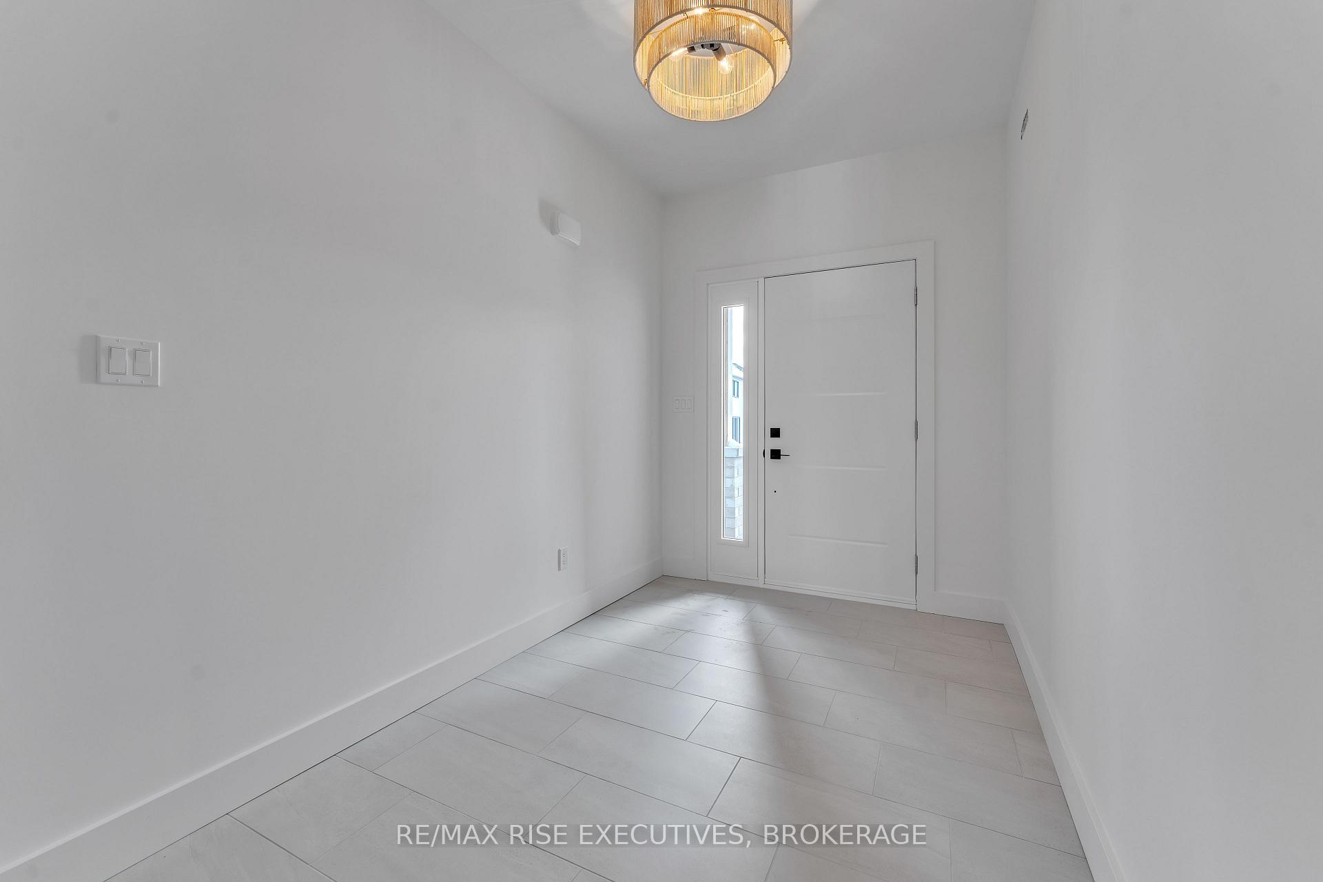 Photo 4 of 1330 Ottawa Street, Kingston, City Northwest — HOMEH