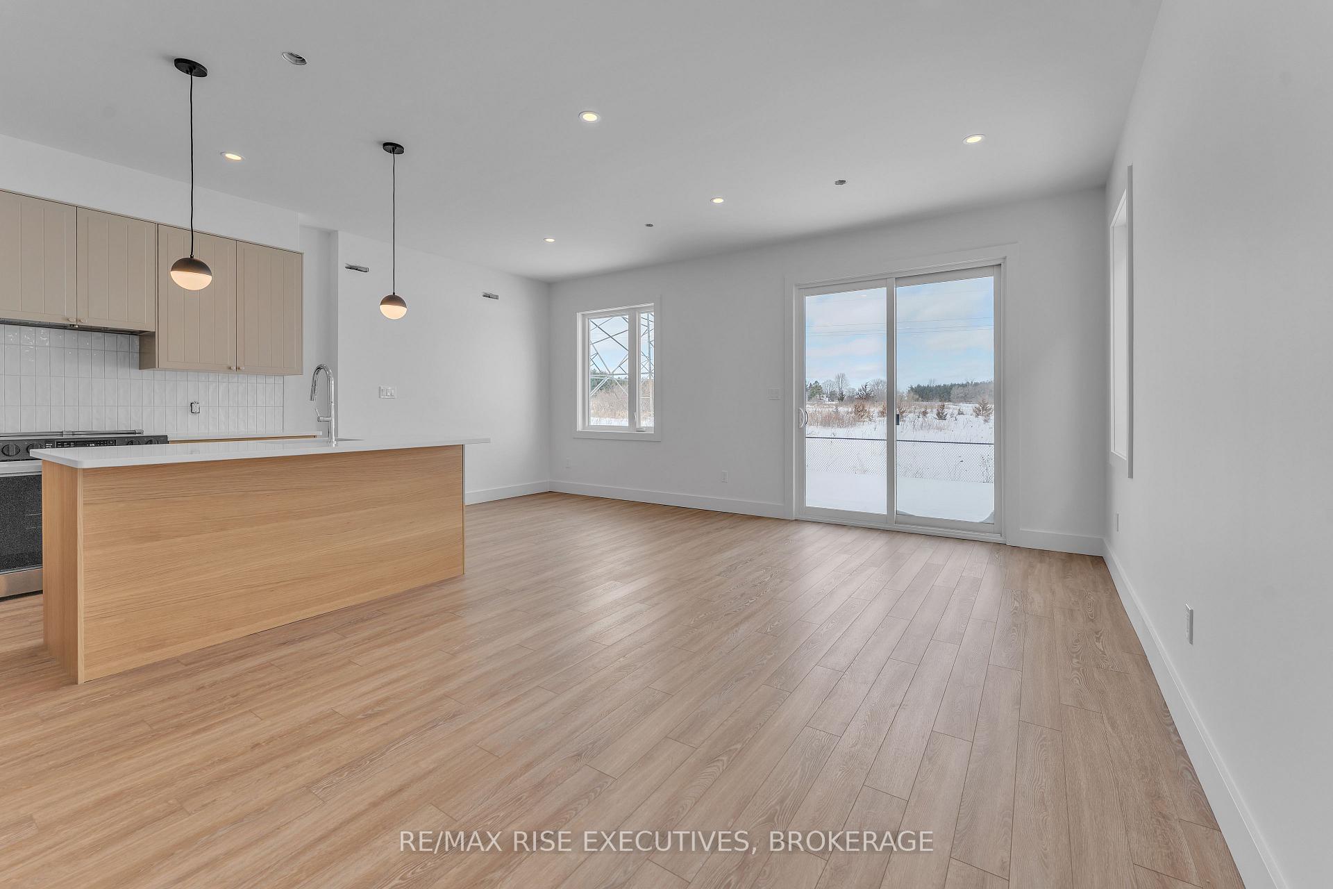 Photo 6 of 1330 Ottawa Street, Kingston, City Northwest — HOMEH