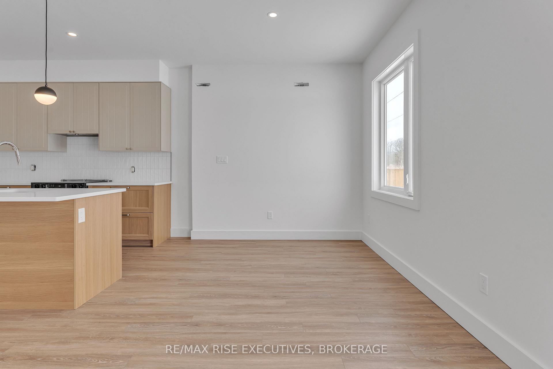 Photo 9 of 1330 Ottawa Street, Kingston, City Northwest — HOMEH