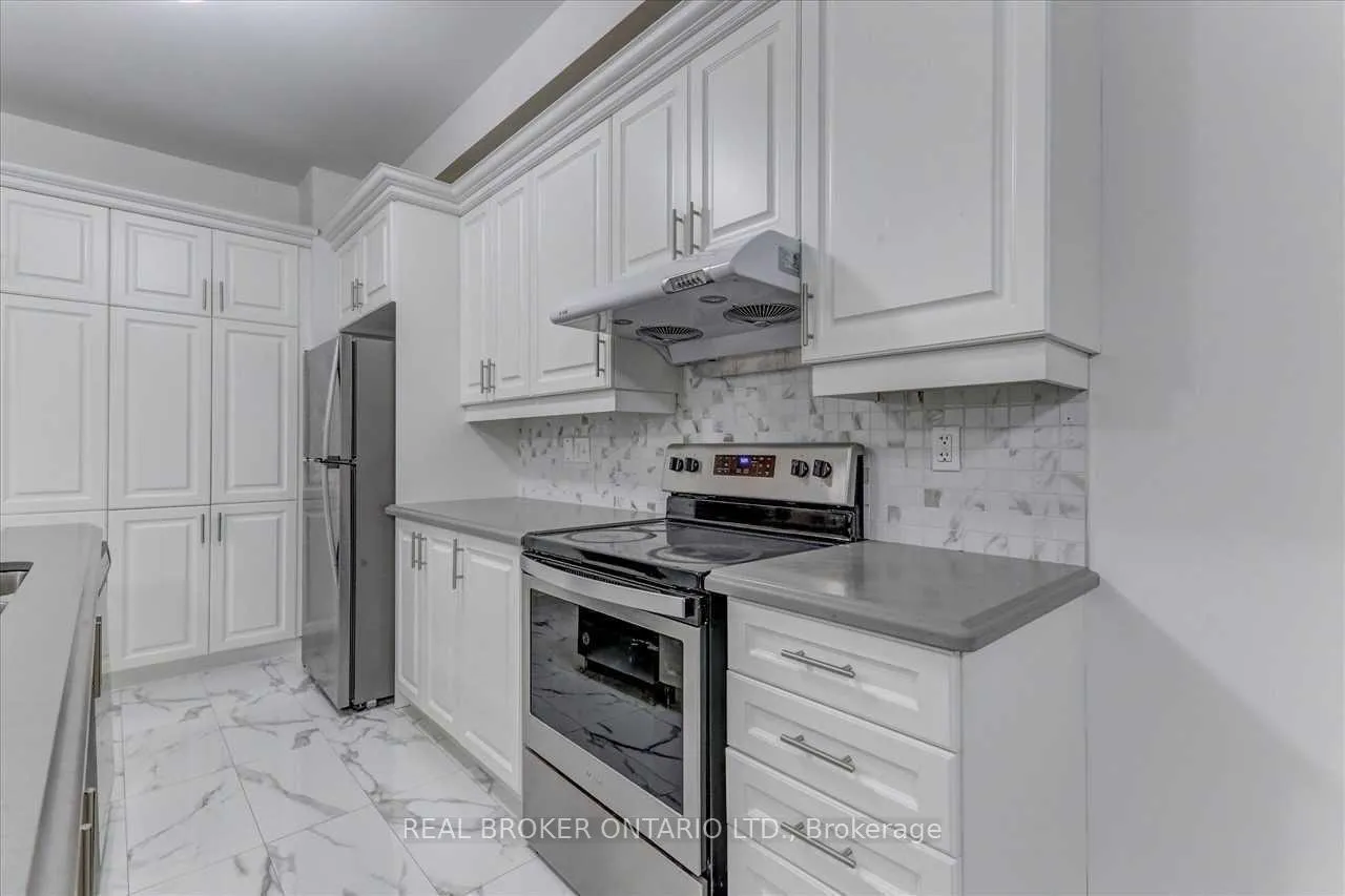 Photo 6 of 91 Titan Trail, Markham, Cedarwood — HOMEH