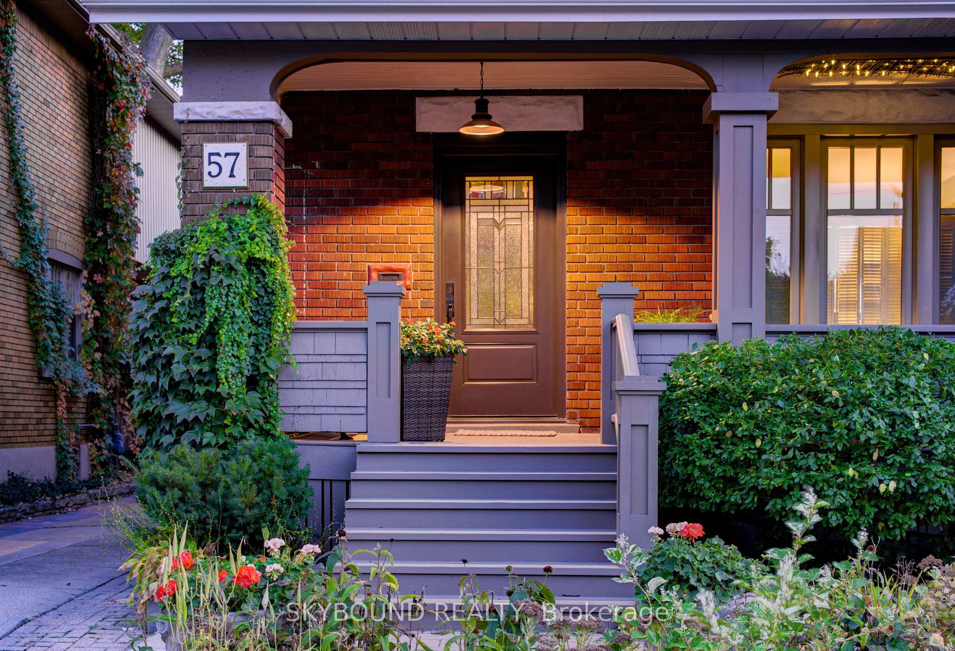 Photo 5 of 57 Brock Street, Kitchener — HOMEH