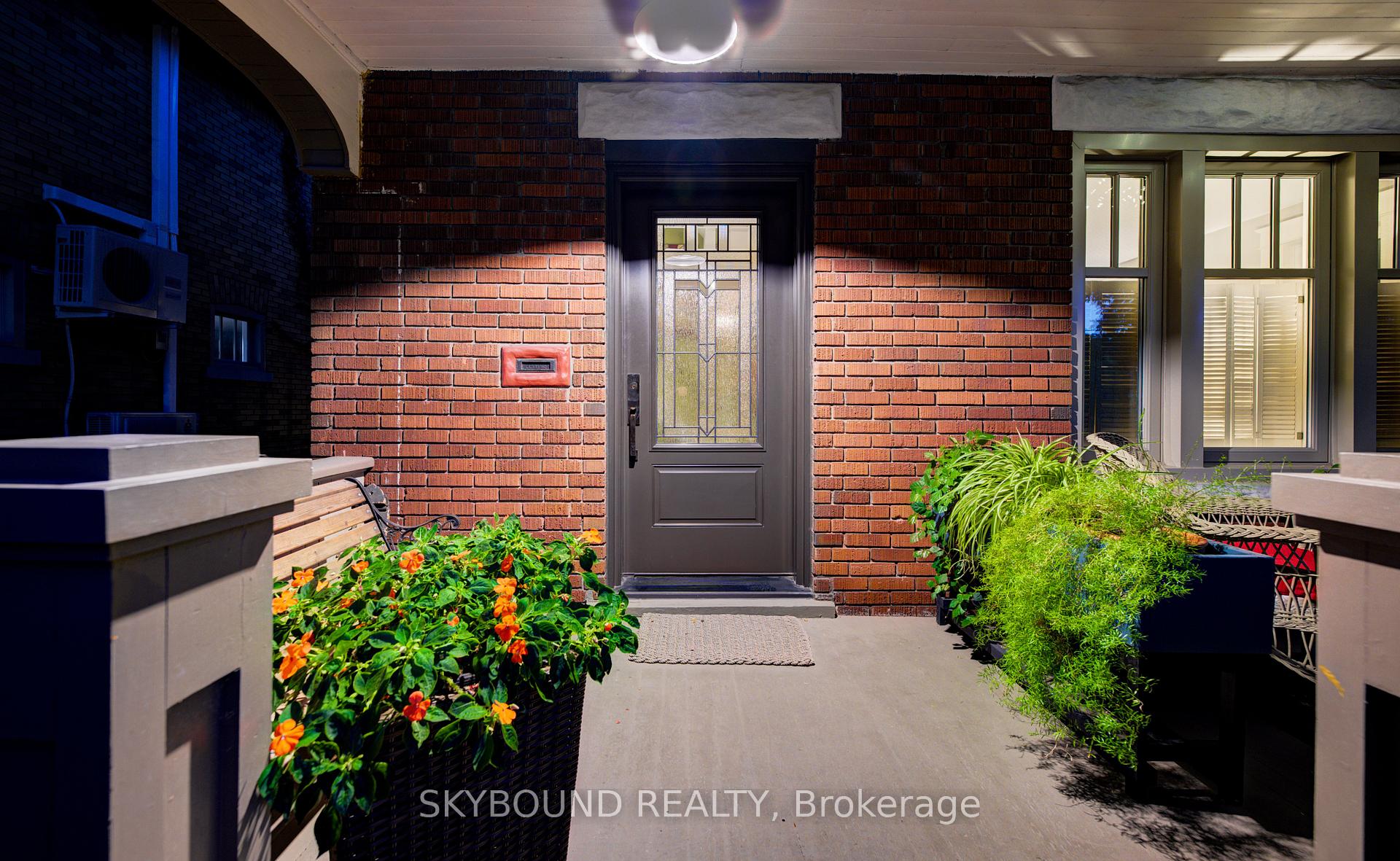 Photo 7 of 57 Brock Street, Kitchener — HOMEH