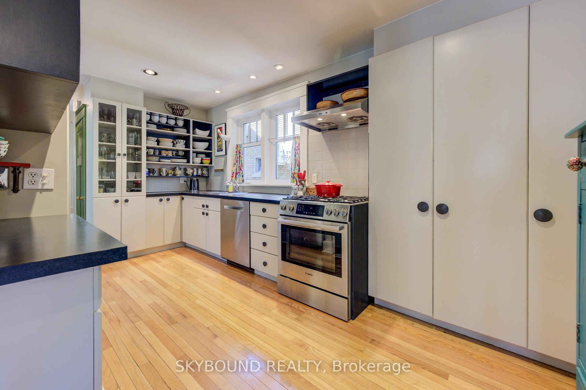 Photo 22 of 57 Brock Street, Kitchener — HOMEH