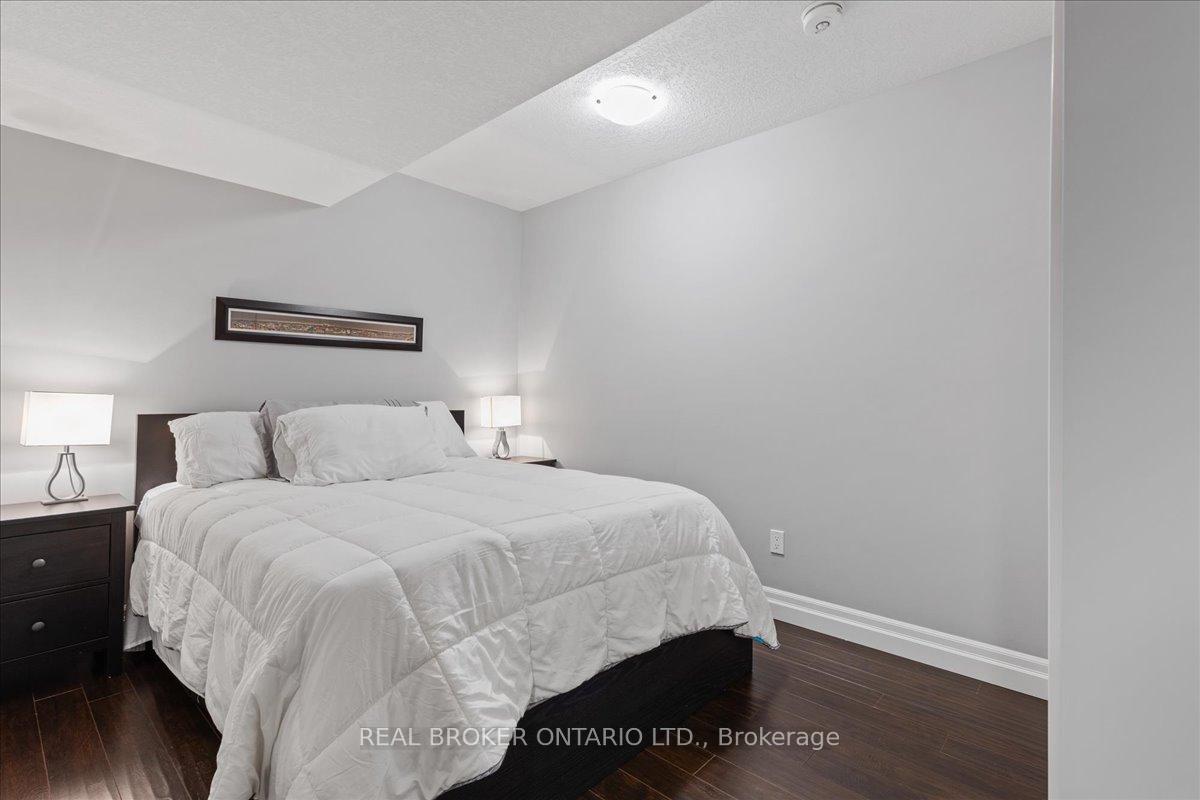 Photo 33 of 494 Deer Ridge Drive, Kitchener — HOMEH