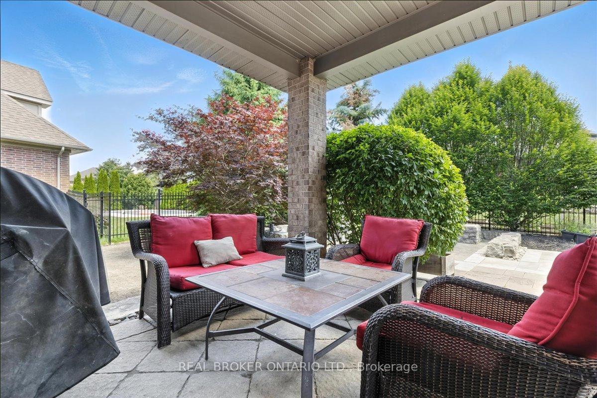 Photo 37 of 494 Deer Ridge Drive, Kitchener — HOMEH