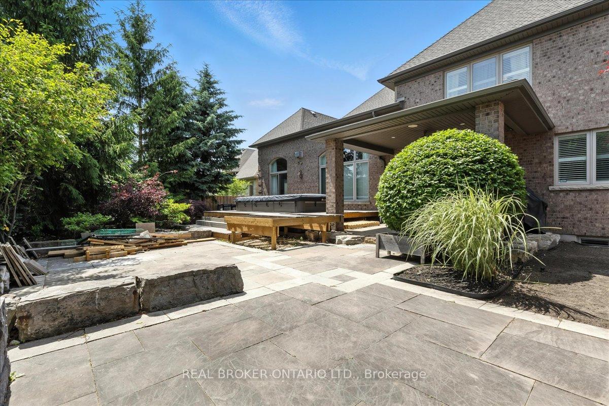 Photo 39 of 494 Deer Ridge Drive, Kitchener — HOMEH