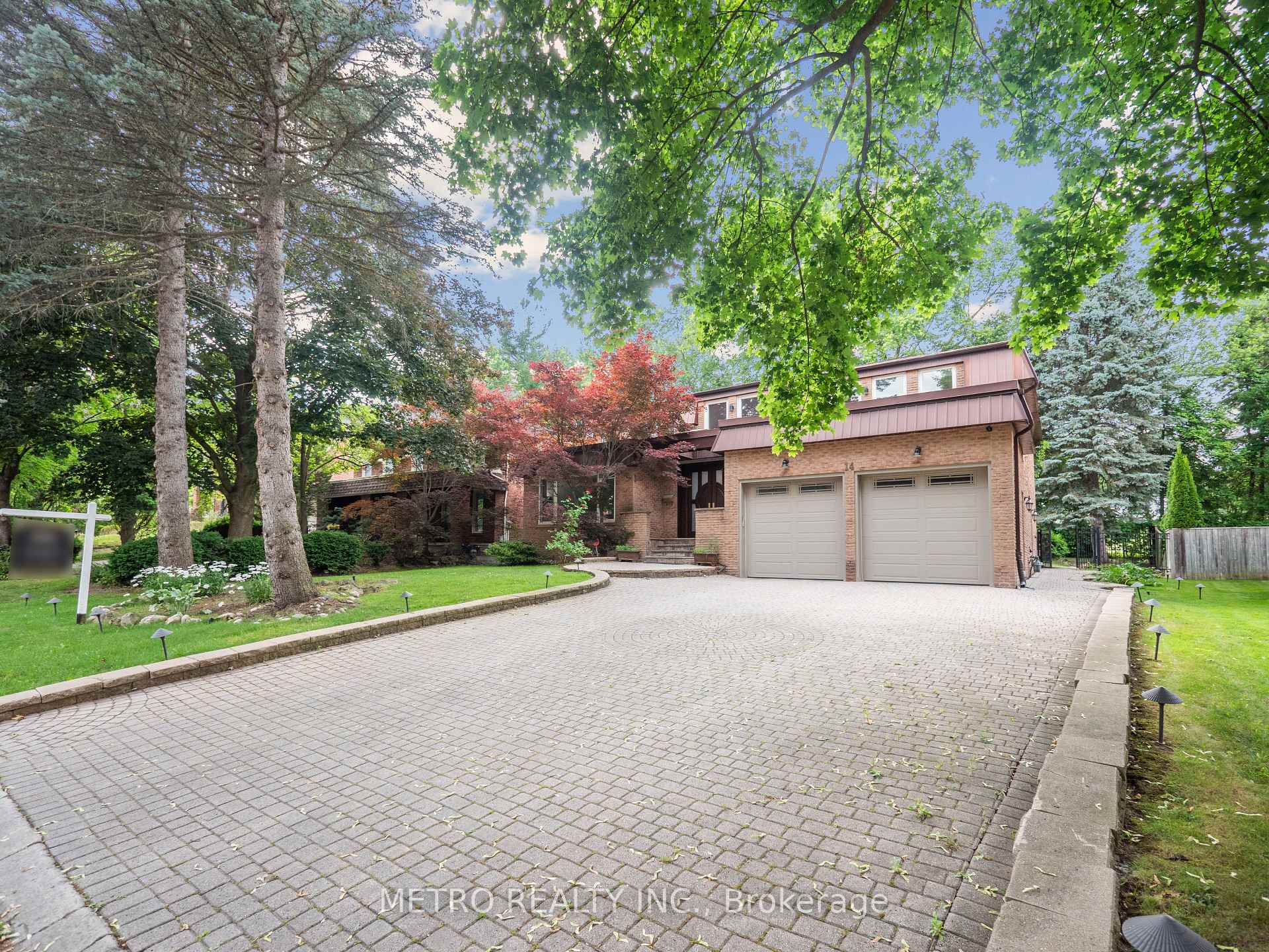 Photo 3 of 14 Village Squire Lane, Markham, Royal Orchard — HOMEH
