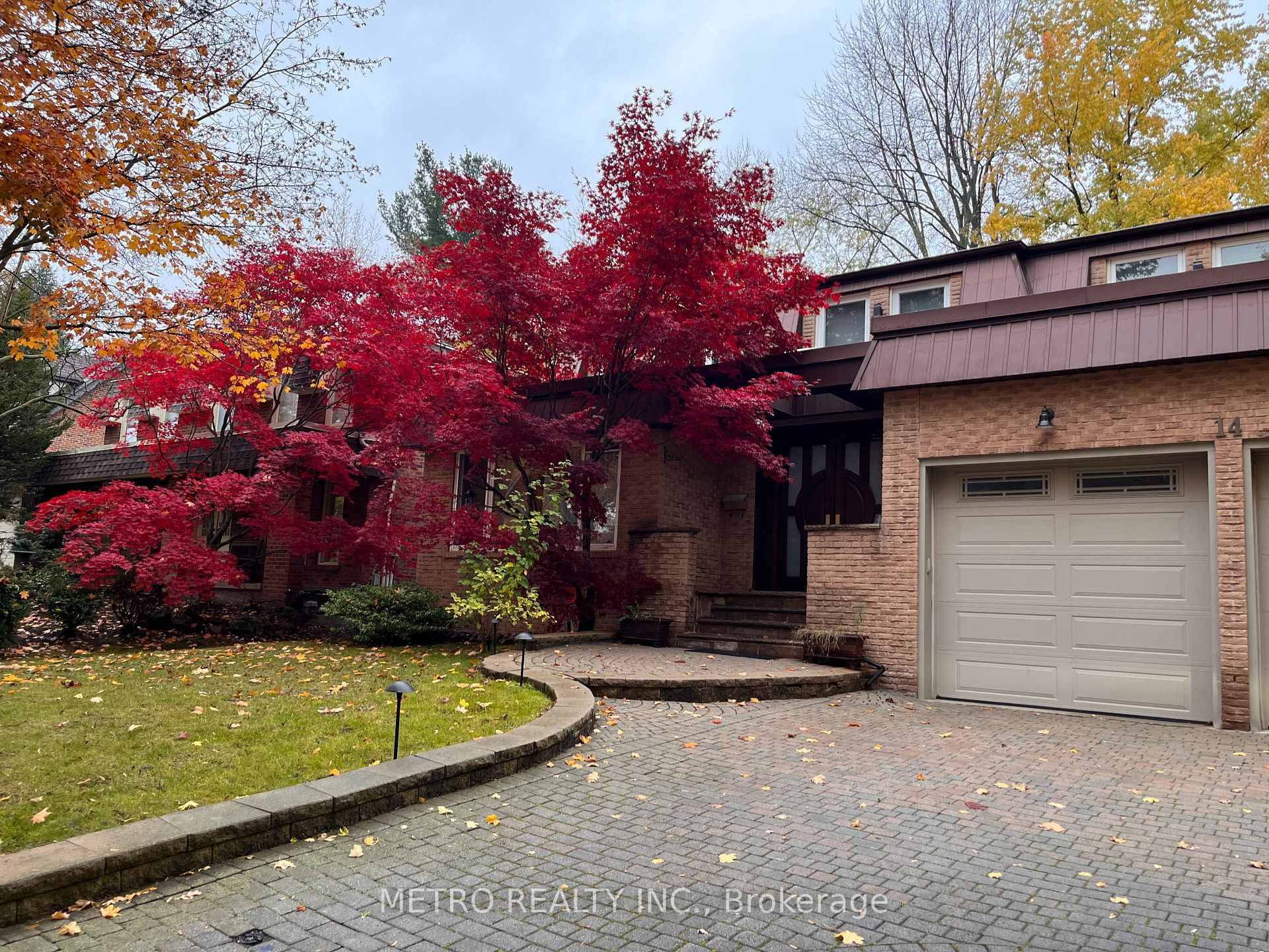 Photo 4 of 14 Village Squire Lane, Markham, Royal Orchard — HOMEH