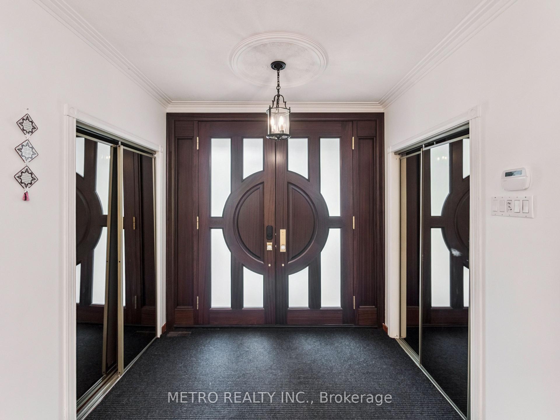 Photo 7 of 14 Village Squire Lane, Markham, Royal Orchard — HOMEH