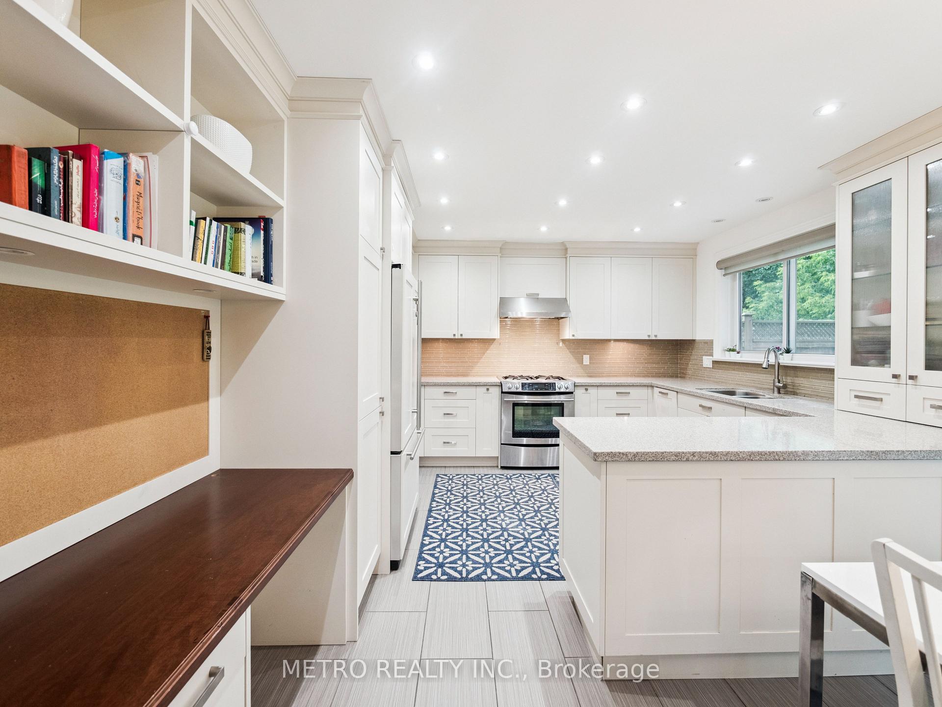 Photo 12 of 14 Village Squire Lane, Markham, Royal Orchard — HOMEH