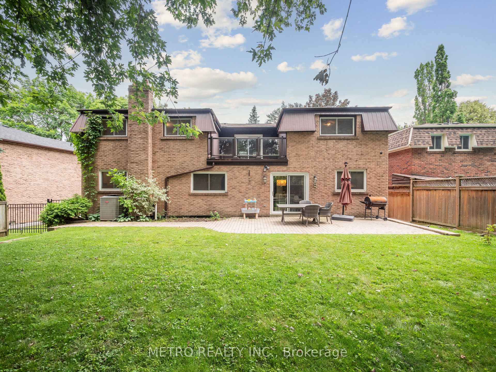 Photo 42 of 14 Village Squire Lane, Markham, Royal Orchard — HOMEH