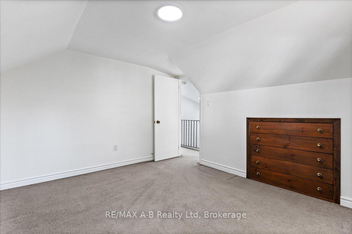 Photo 22 of 853 Queens Avenue, London, East G — HOMEH