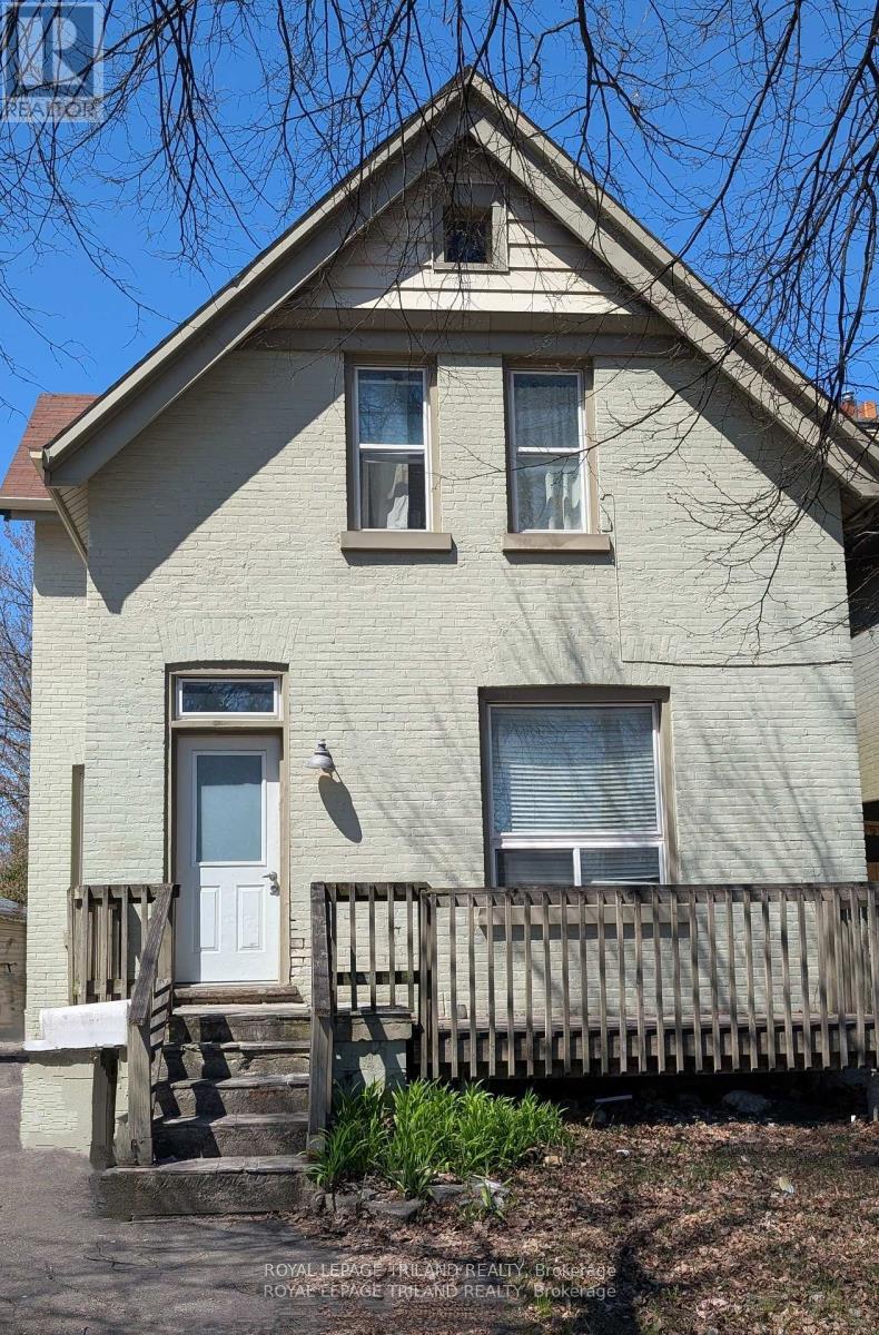 Front of Unit Main, 574 Oxford Street E