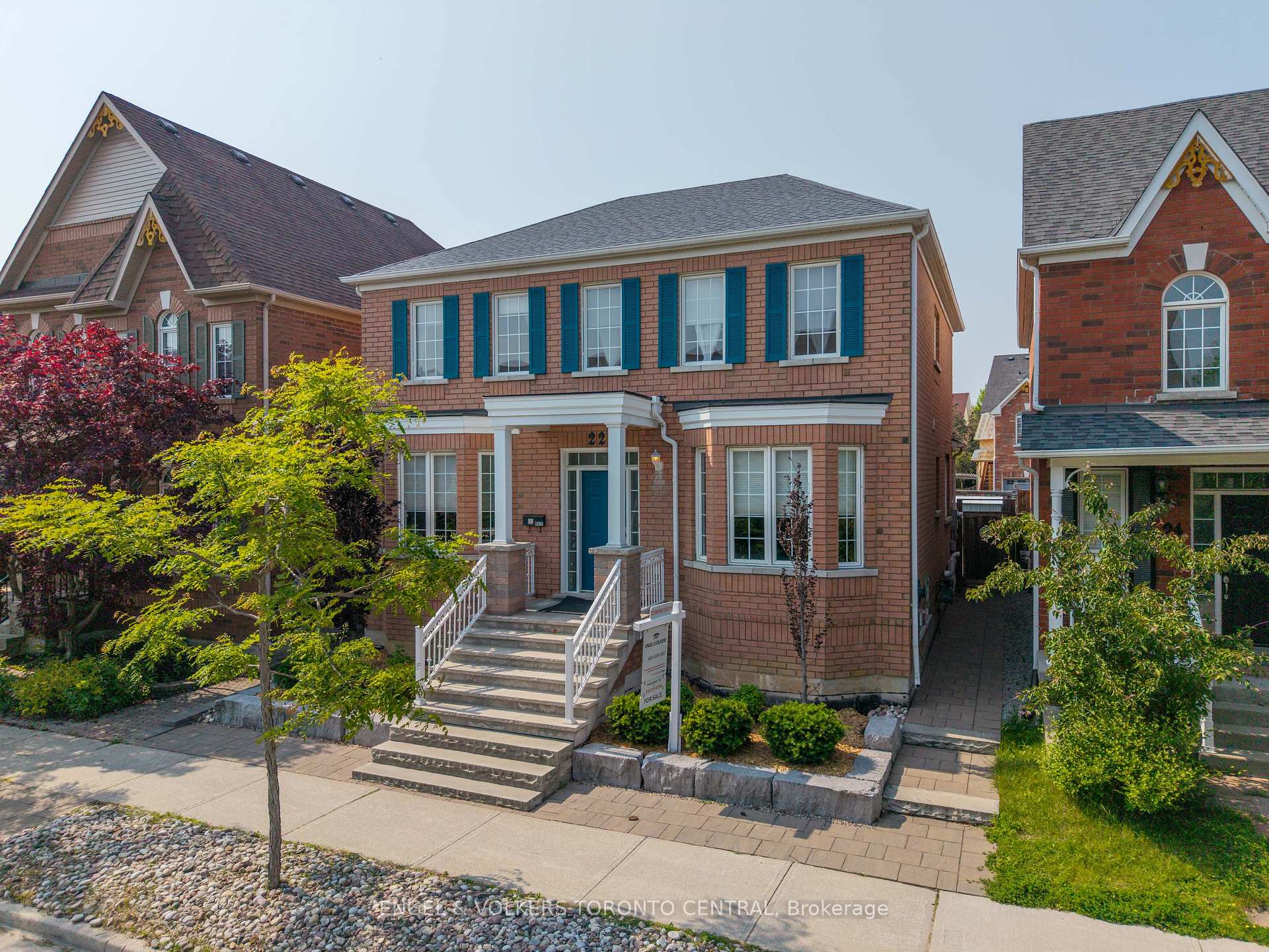 Photo 1 of 22 Donald Sim Avenue, Markham, Cornell — HOMEH