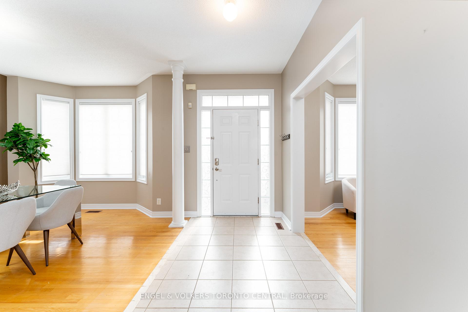 Photo 3 of 22 Donald Sim Avenue, Markham, Cornell — HOMEH