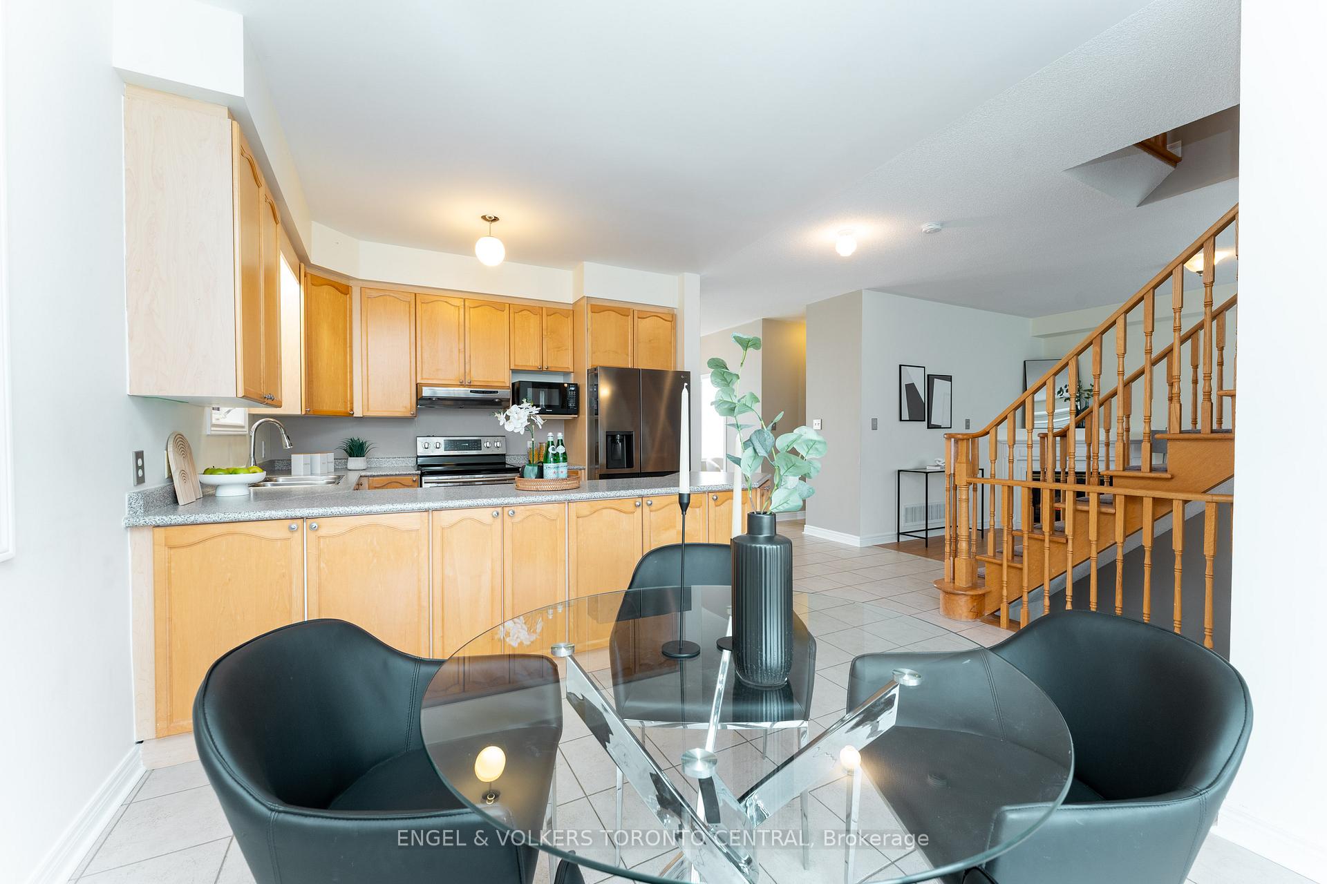 Photo 9 of 22 Donald Sim Avenue, Markham, Cornell — HOMEH