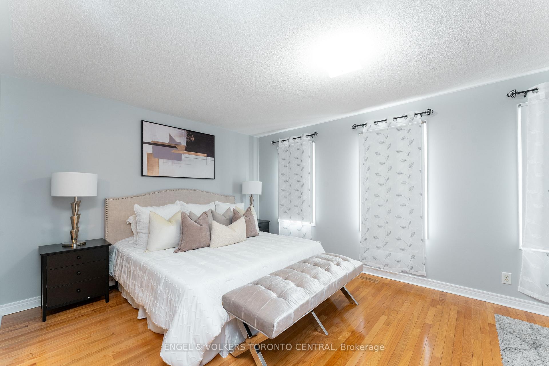 Photo 17 of 22 Donald Sim Avenue, Markham, Cornell — HOMEH