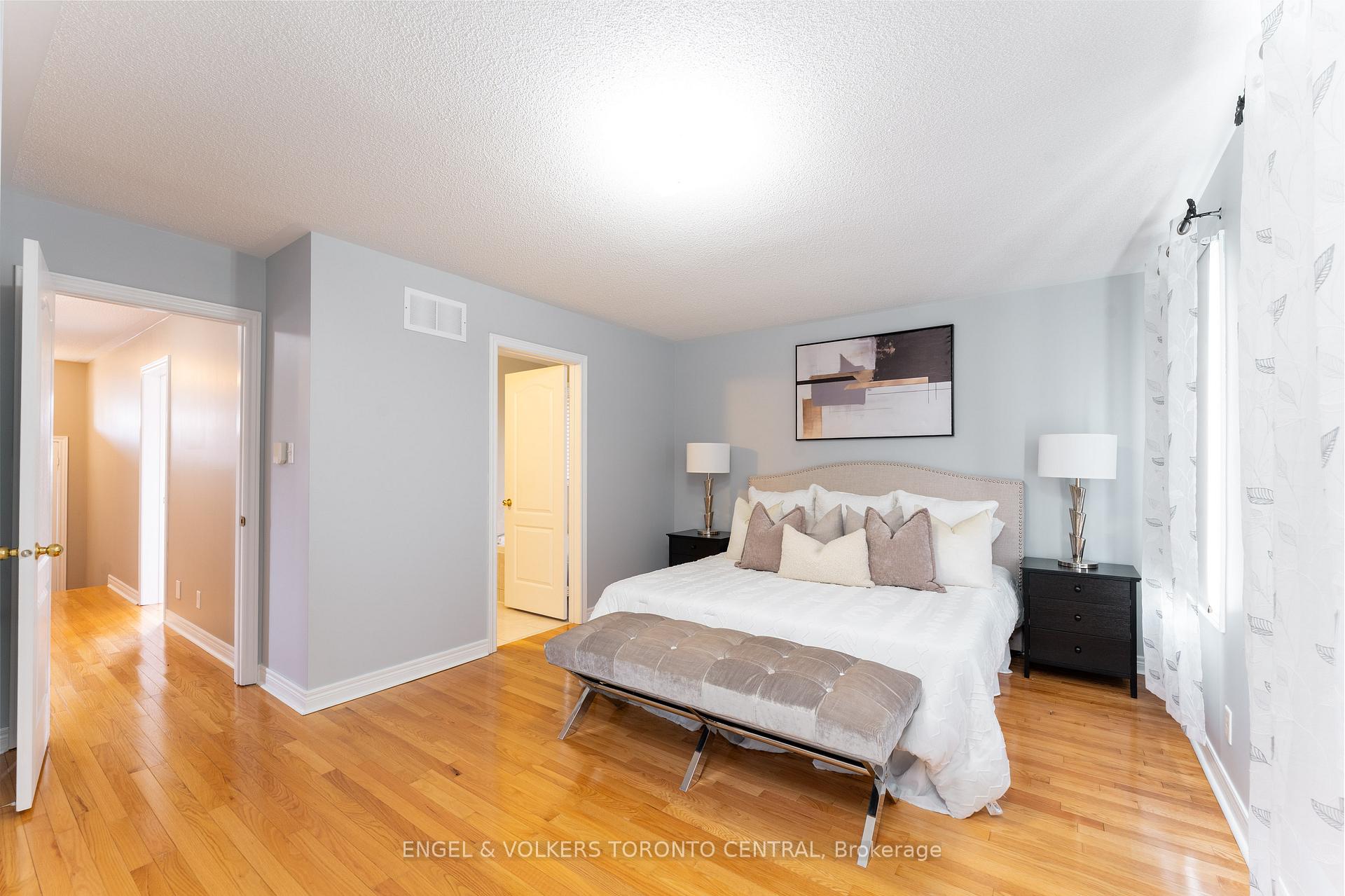 Photo 18 of 22 Donald Sim Avenue, Markham, Cornell — HOMEH