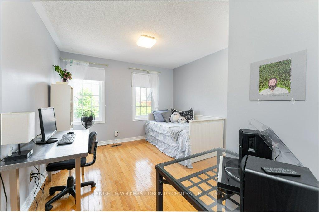 Photo 22 of 22 Donald Sim Avenue, Markham, Cornell — HOMEH