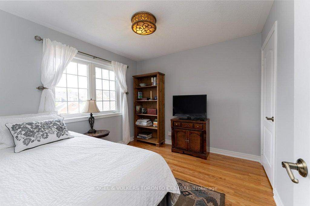 Photo 30 of 22 Donald Sim Avenue, Markham, Cornell — HOMEH