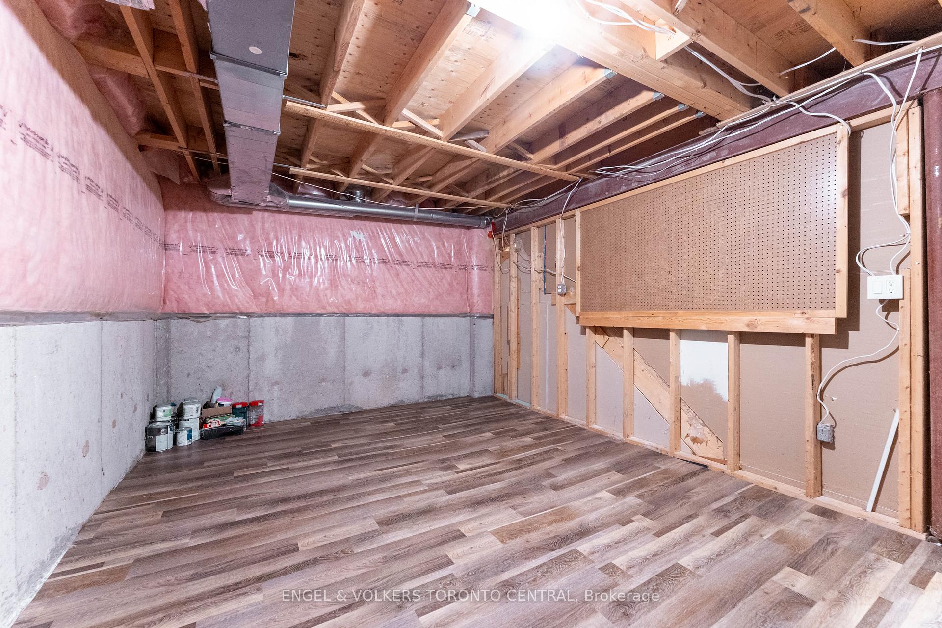 Photo 37 of 22 Donald Sim Avenue, Markham, Cornell — HOMEH