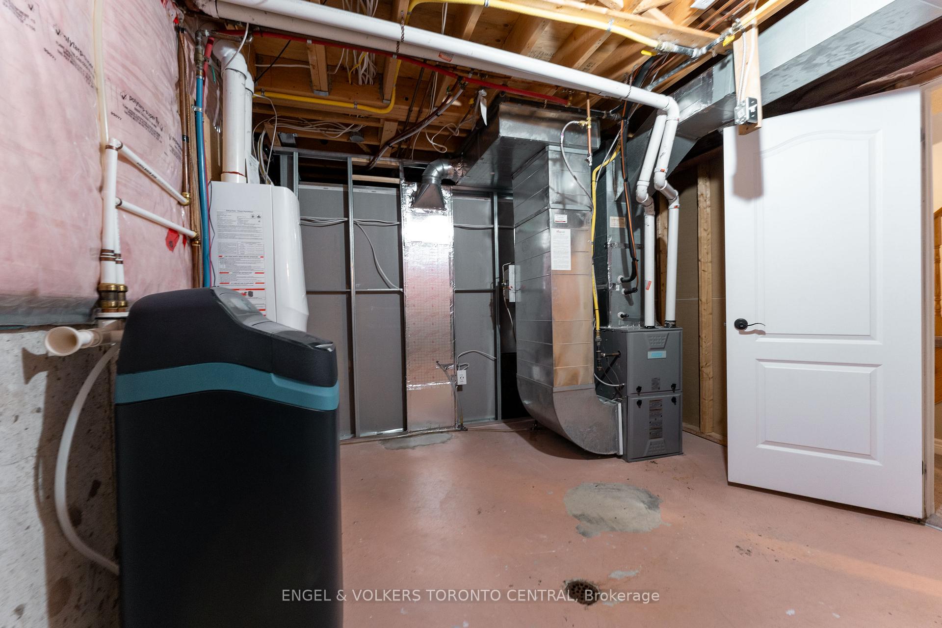 Photo 40 of 22 Donald Sim Avenue, Markham, Cornell — HOMEH