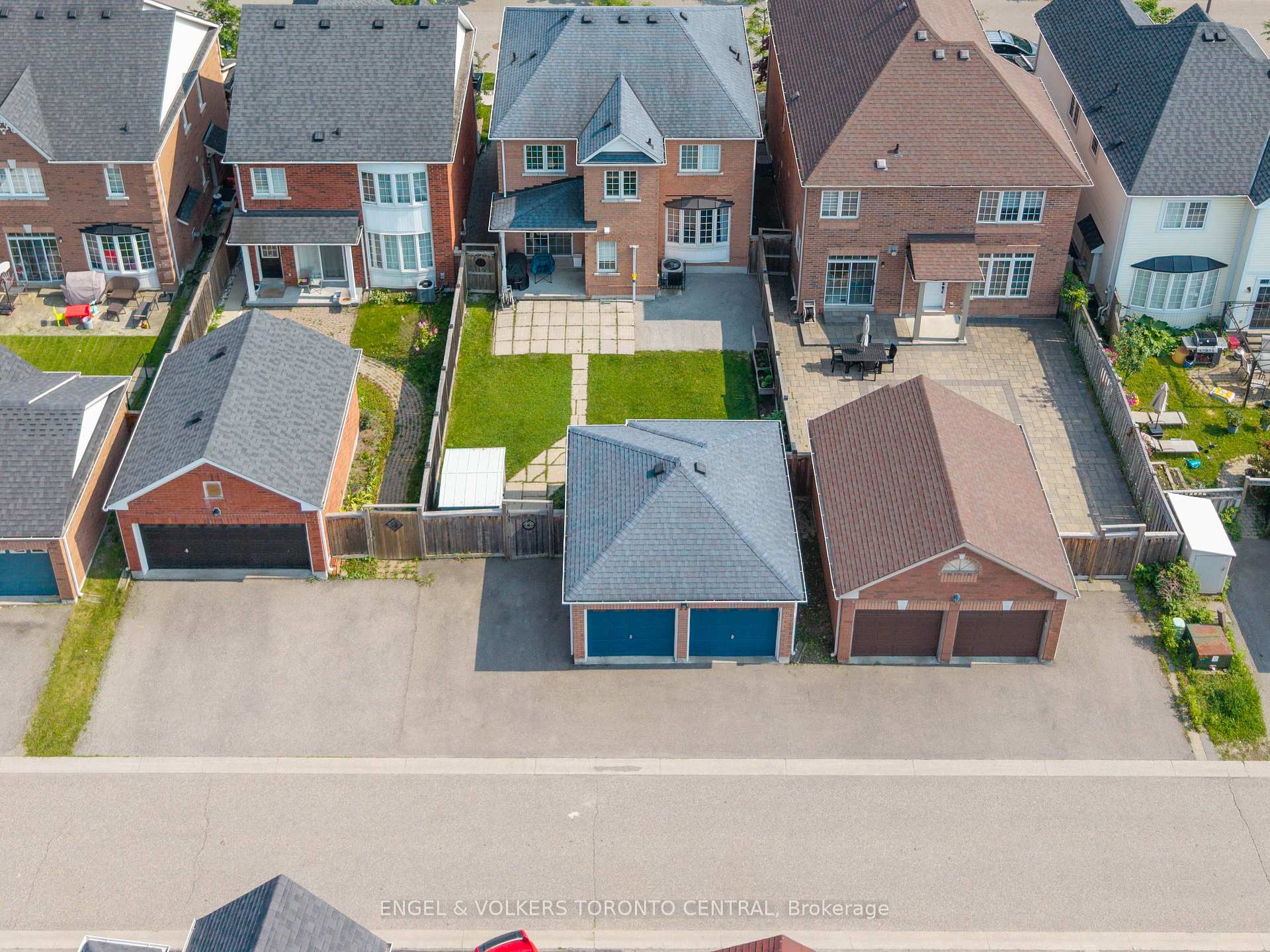 Photo 47 of 22 Donald Sim Avenue, Markham, Cornell — HOMEH
