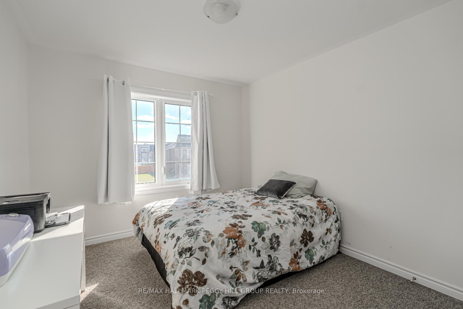 Photo 9 of 2252 Grainger Loop, Innisfil, Rural Innisfil — HOMEH