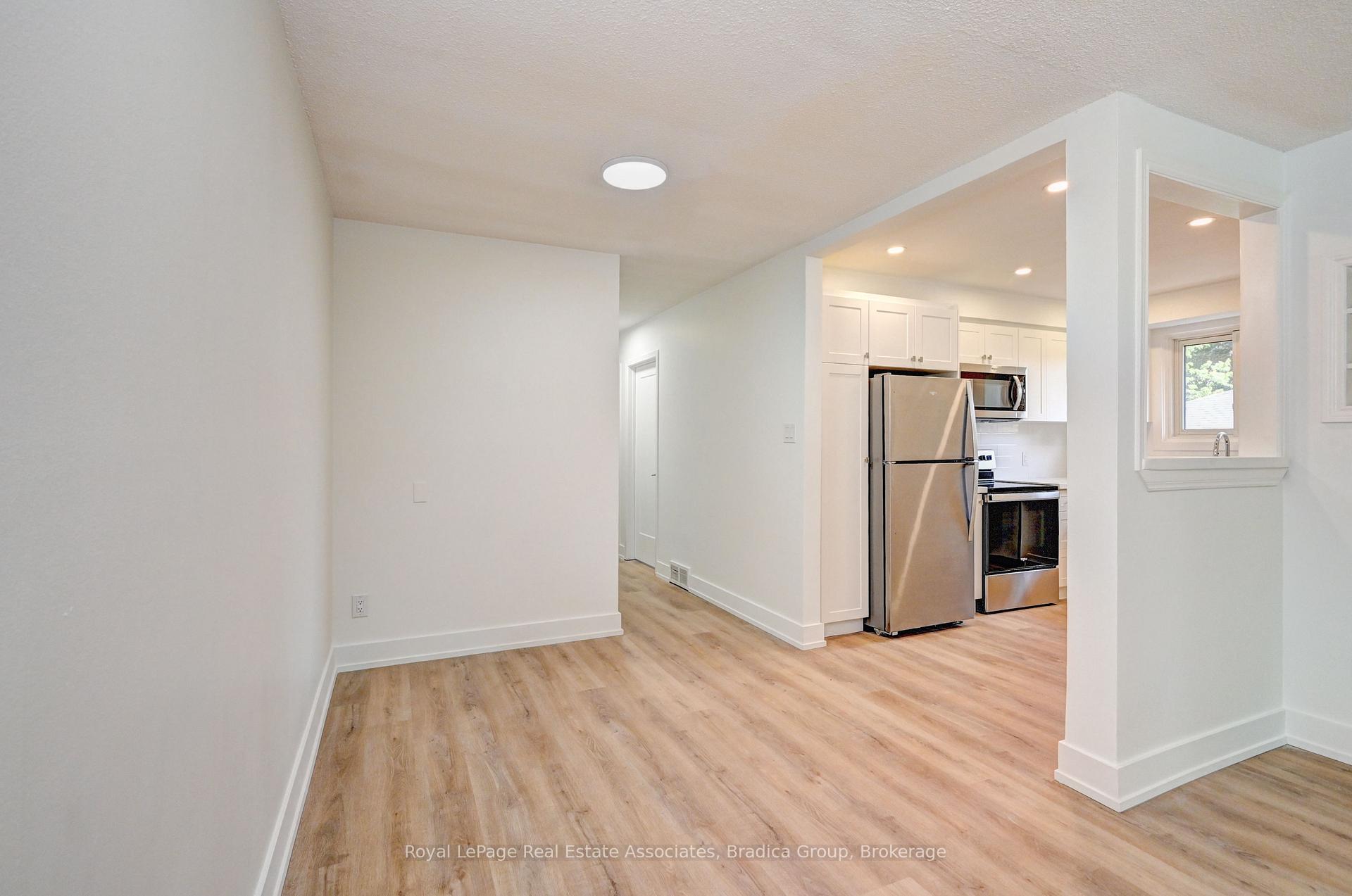 Photo 7 of 354 Southill Drive, Kitchener — HOMEH