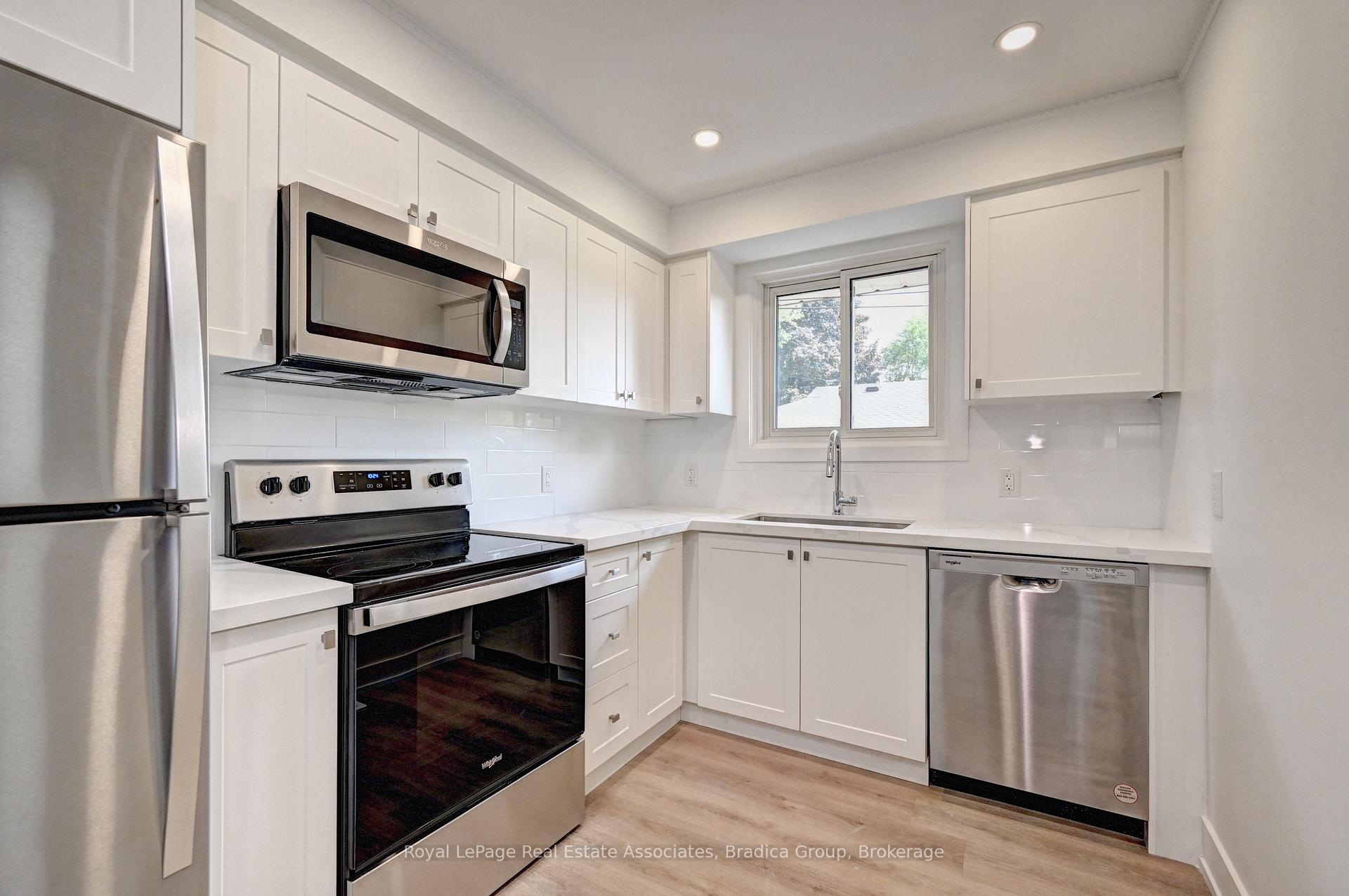Photo 9 of 354 Southill Drive, Kitchener — HOMEH