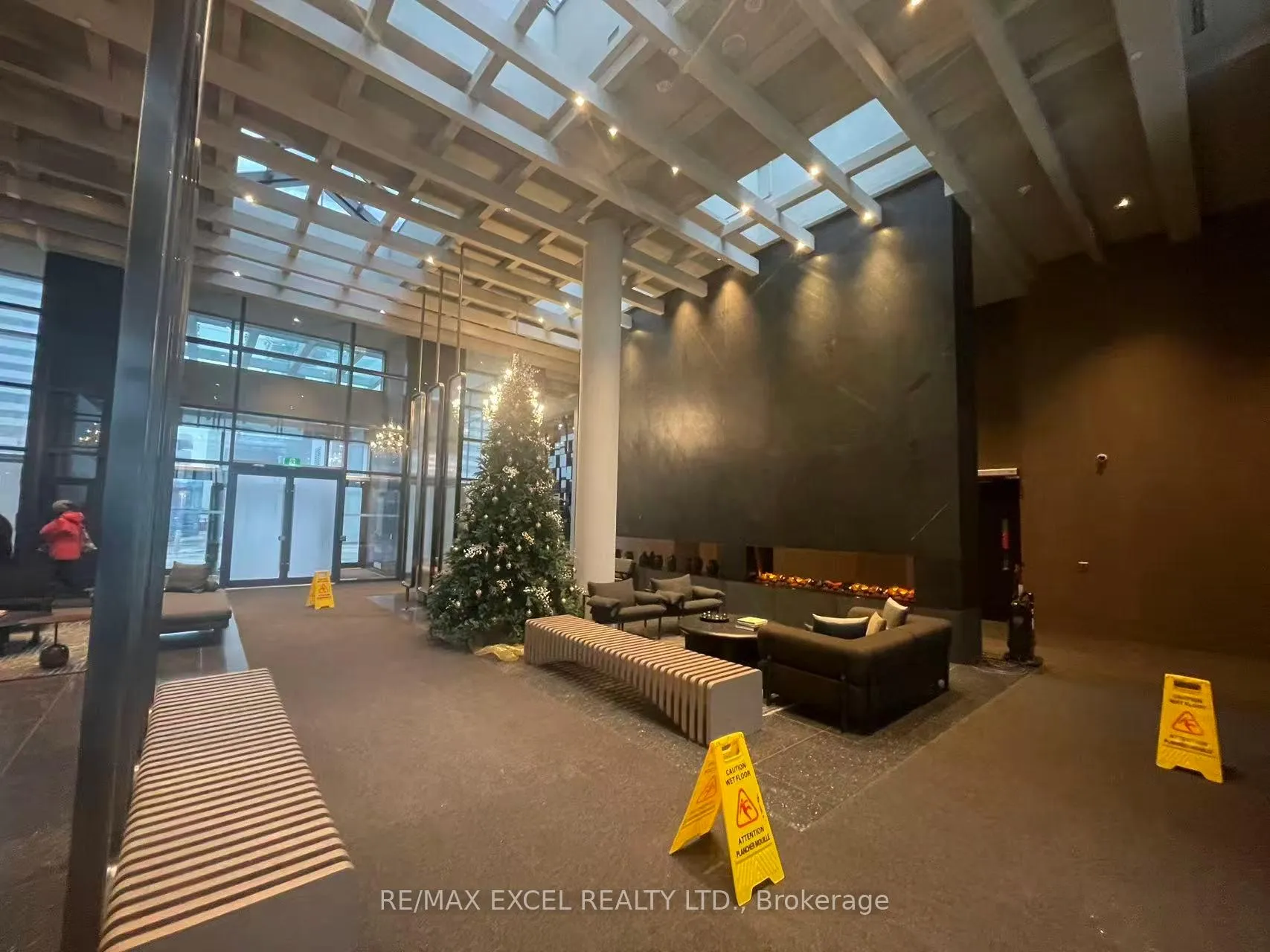 Photo 3 of Unit 4006, 8 Interchange Way, Vaughan, Vaughan Corporate Centre — HOMEH