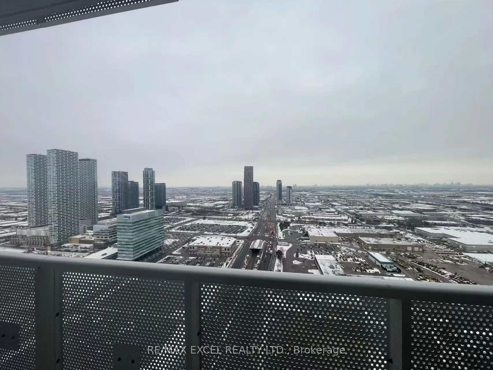 Photo 37 of Unit 4006, 8 Interchange Way, Vaughan, Vaughan Corporate Centre — HOMEH