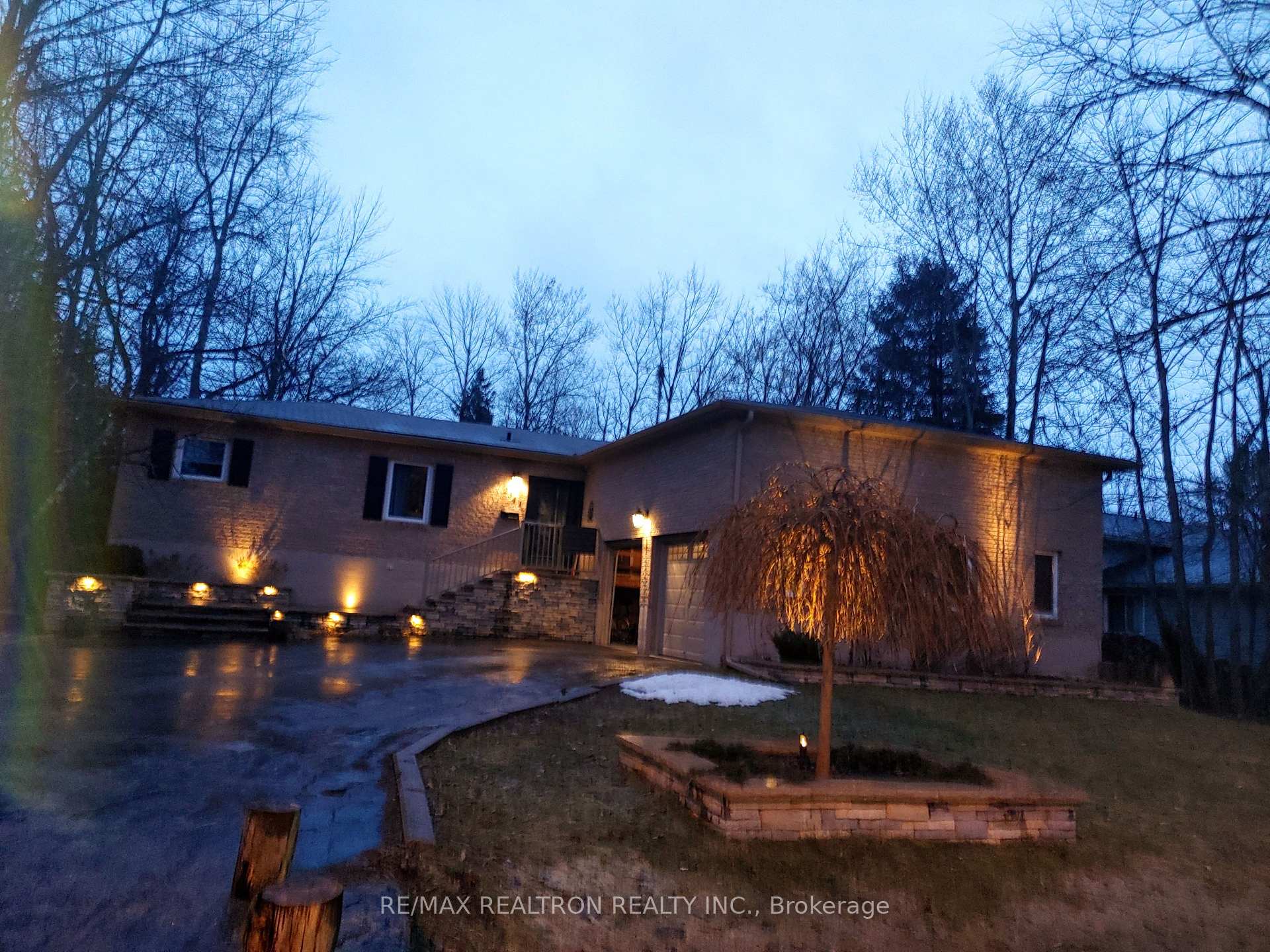 Photo 1 of 2341 Taylorwoods Boulevard, Innisfil, Alcona — HOMEH