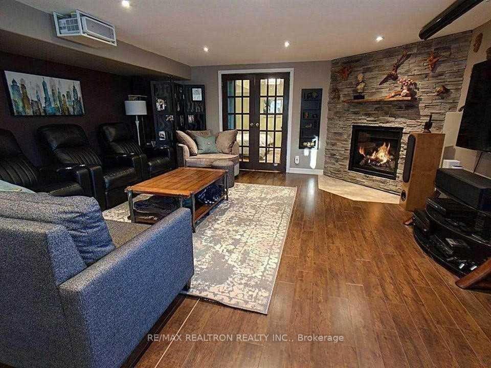 Photo 3 of 2341 Taylorwoods Boulevard, Innisfil, Alcona — HOMEH