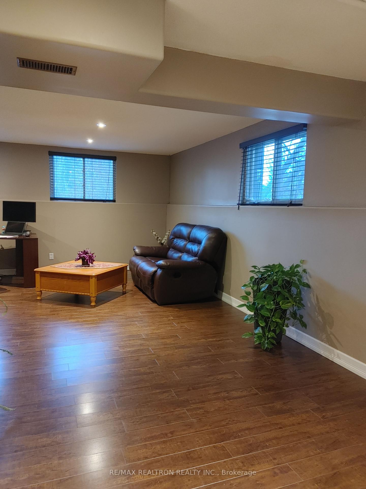 Photo 12 of 2341 Taylorwoods Boulevard, Innisfil, Alcona — HOMEH