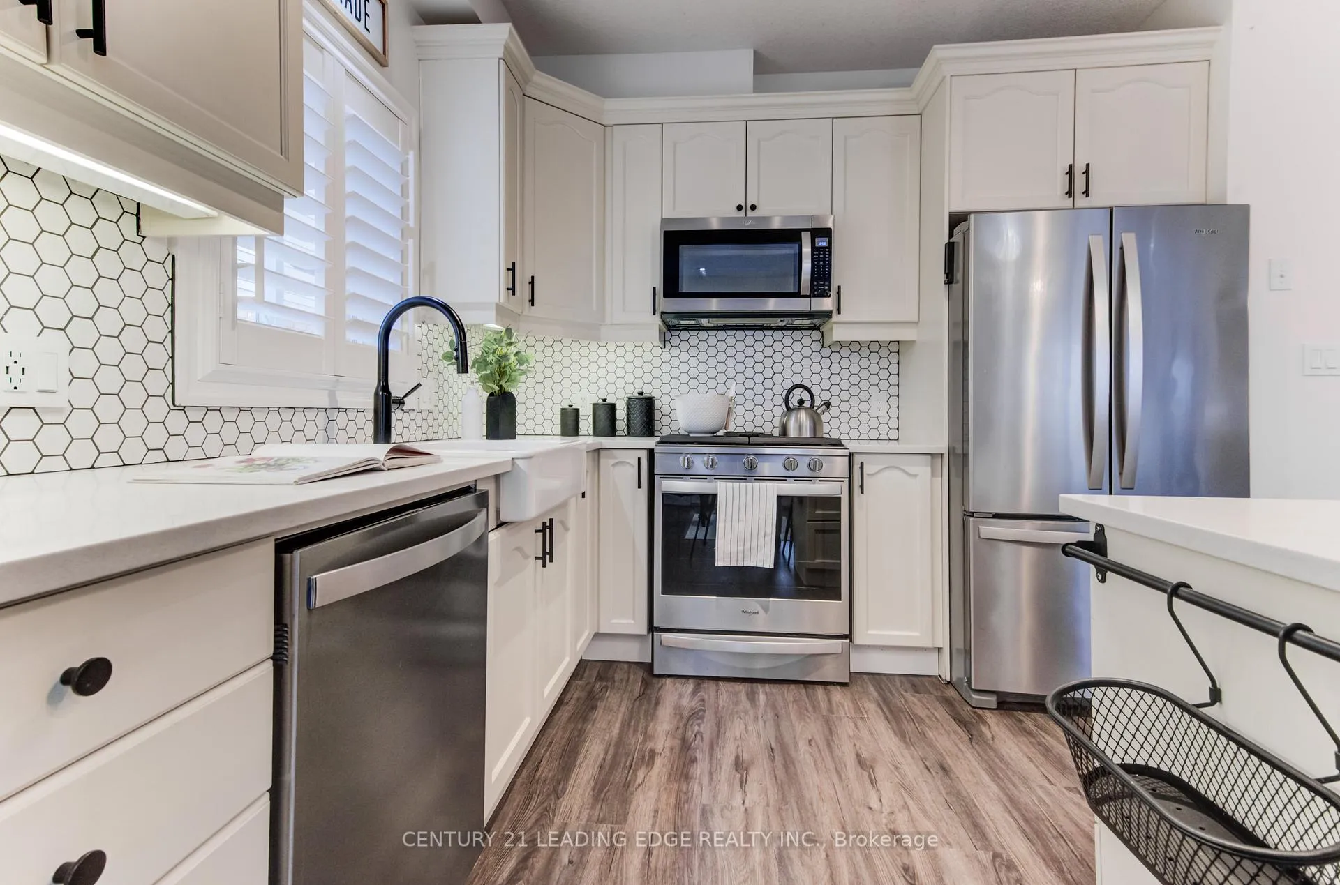 Photo 12 of 277 Watervale Crescent, Kitchener — HOMEH