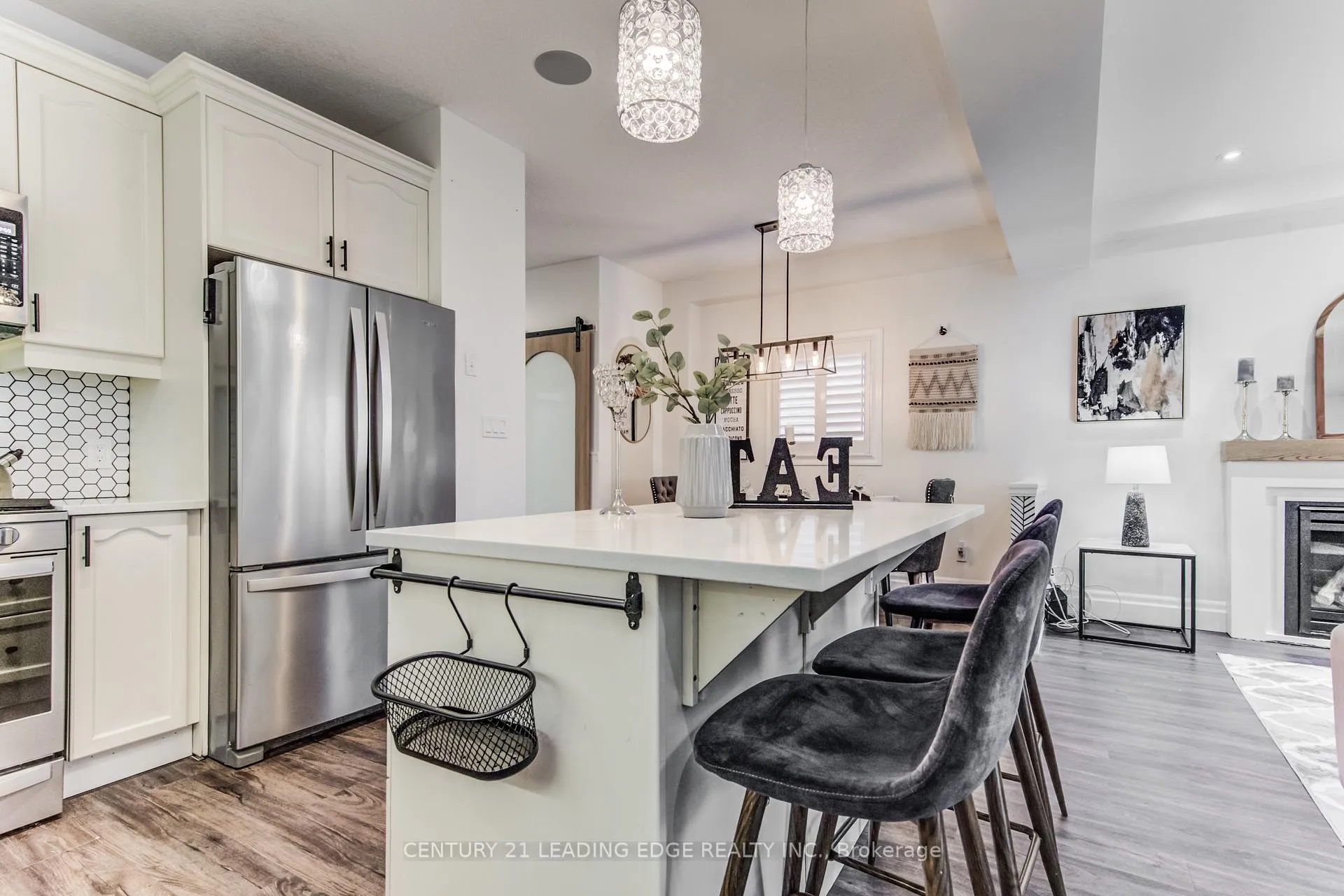 Photo 13 of 277 Watervale Crescent, Kitchener — HOMEH