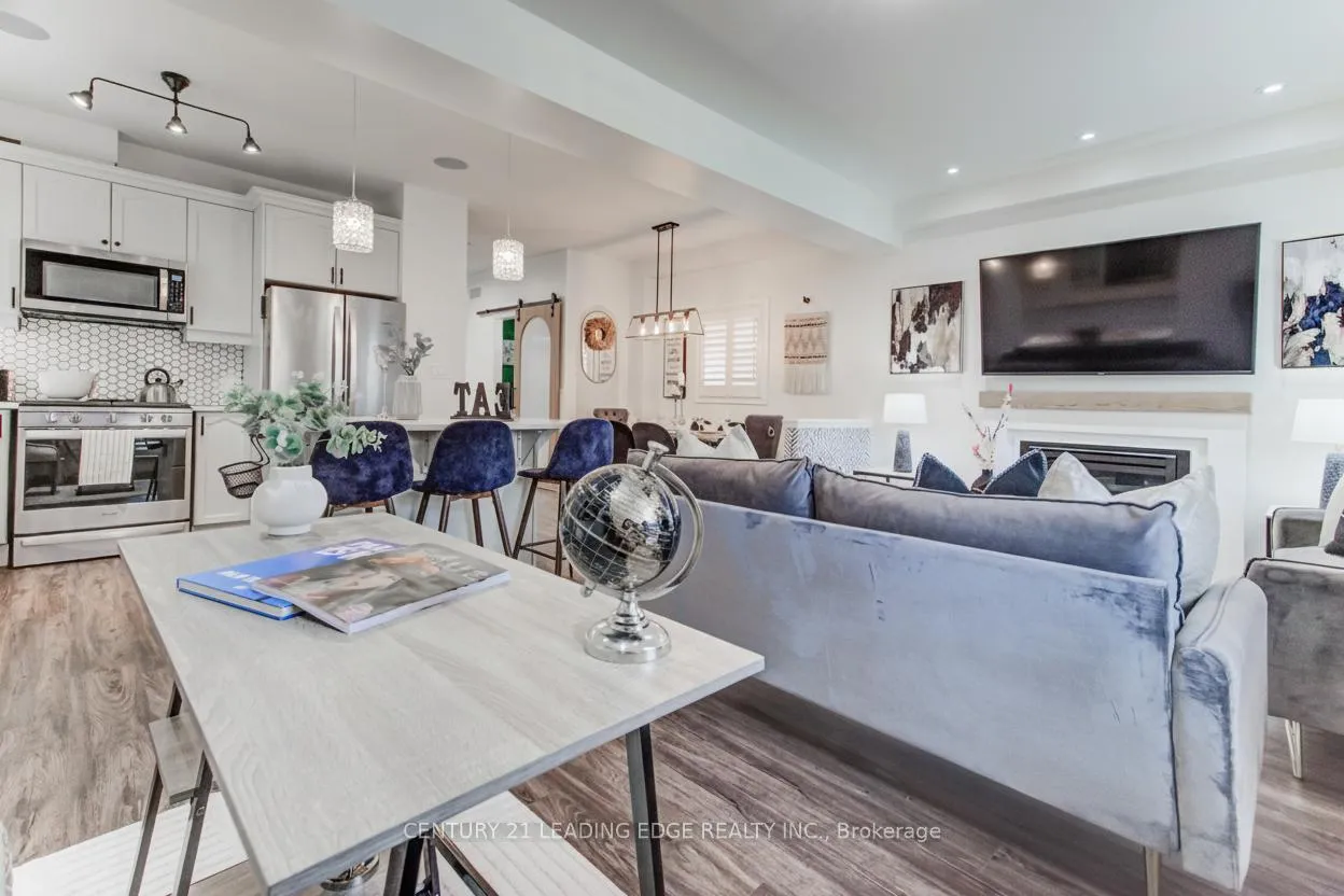 Photo 16 of 277 Watervale Crescent, Kitchener — HOMEH