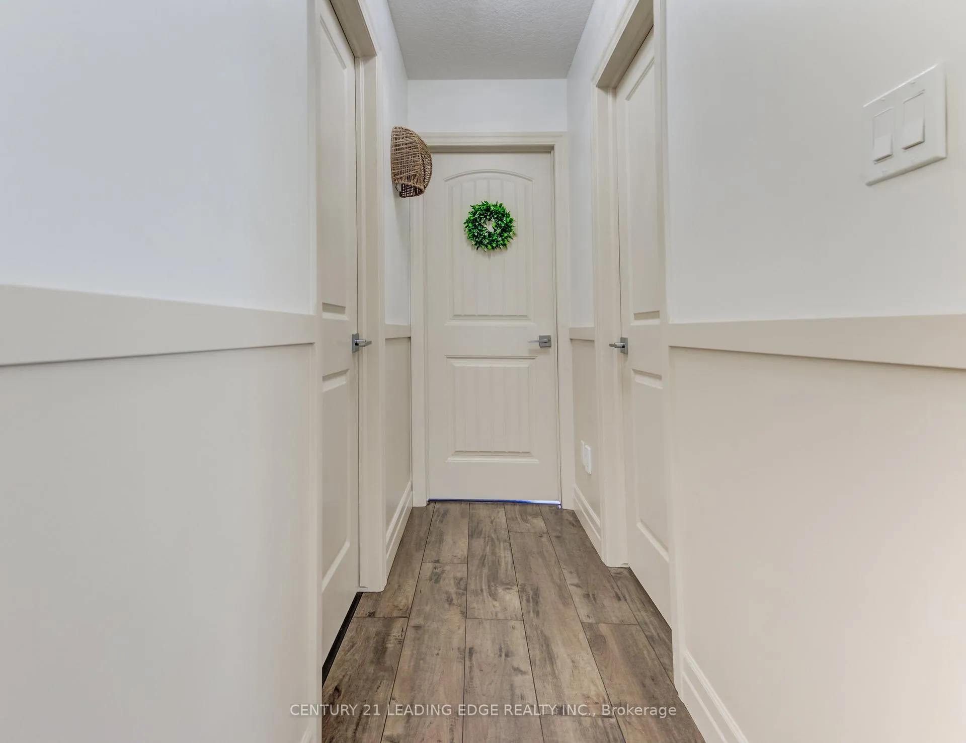 Photo 20 of 277 Watervale Crescent, Kitchener — HOMEH
