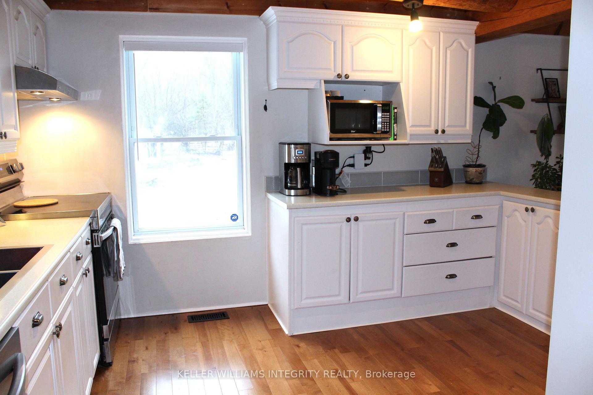 Photo 4 of 1048 Upper Perth Road, Lanark Highlands, Lanark Highlands (Lanark) Twp — HOMEH