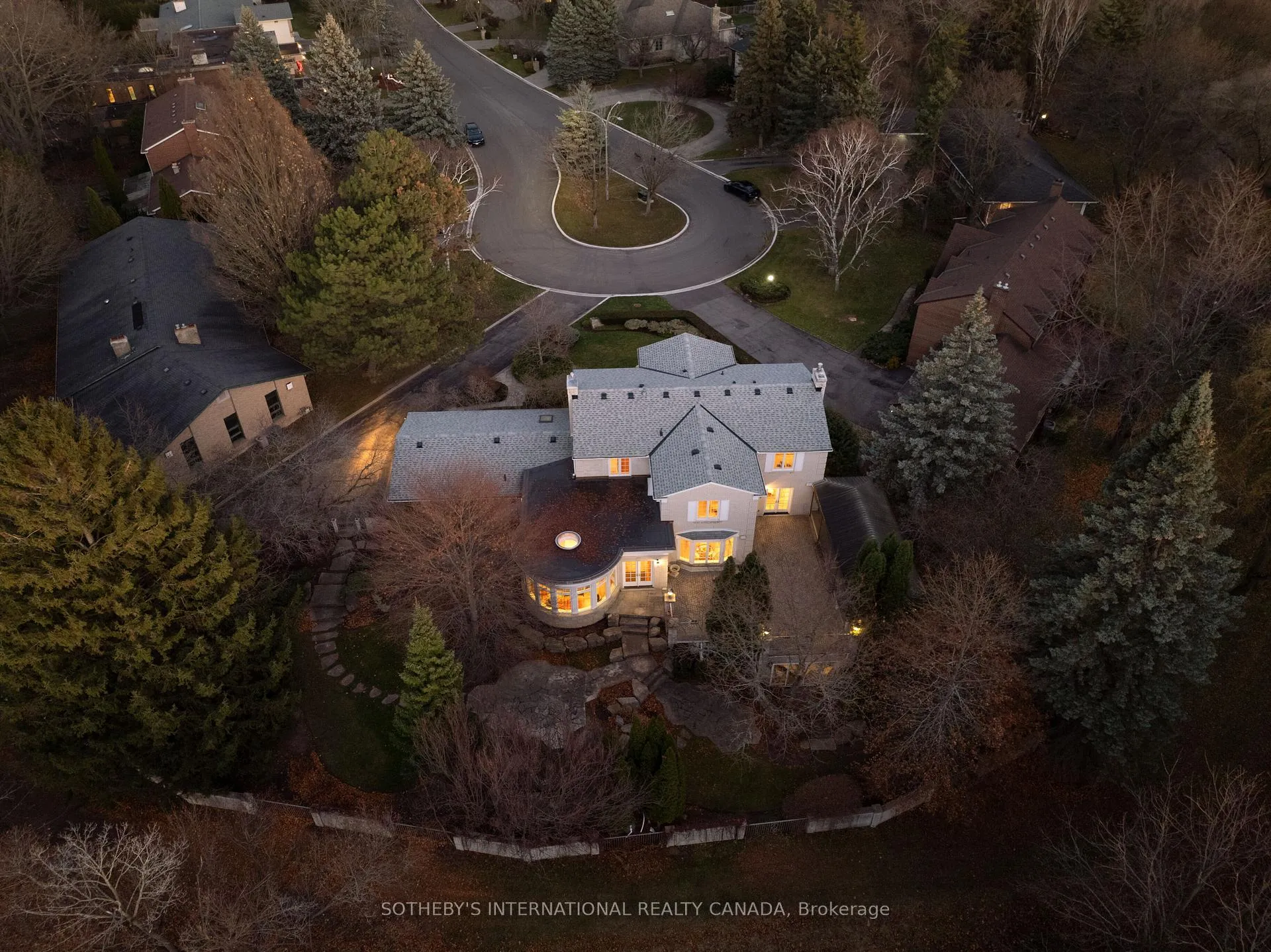 Photo 3 of 91 Fairway Heights Drive, Markham, Bayview Fairway-Bayview Country Club Estates — HOMEH