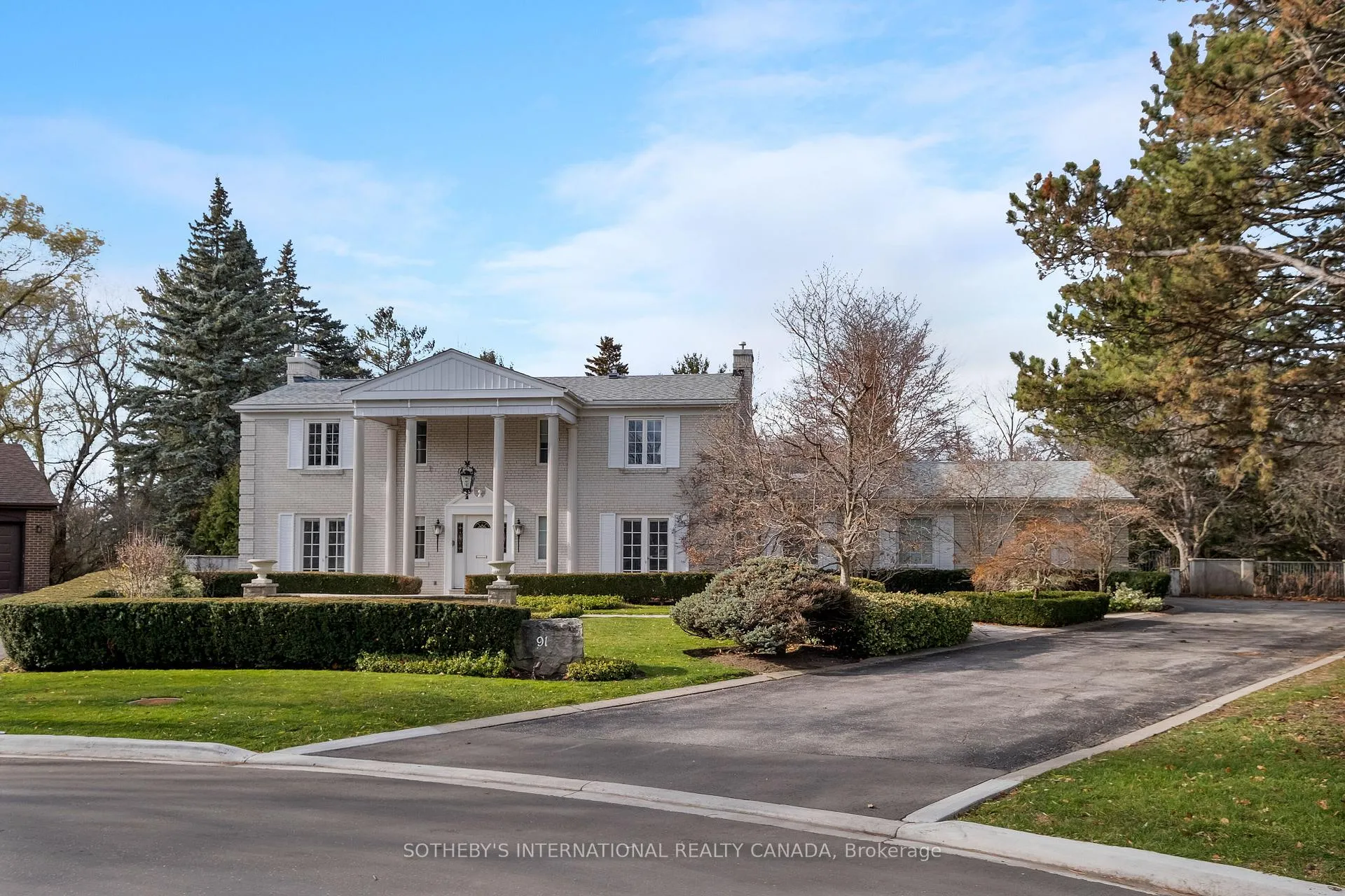 Photo 4 of 91 Fairway Heights Drive, Markham, Bayview Fairway-Bayview Country Club Estates — HOMEH