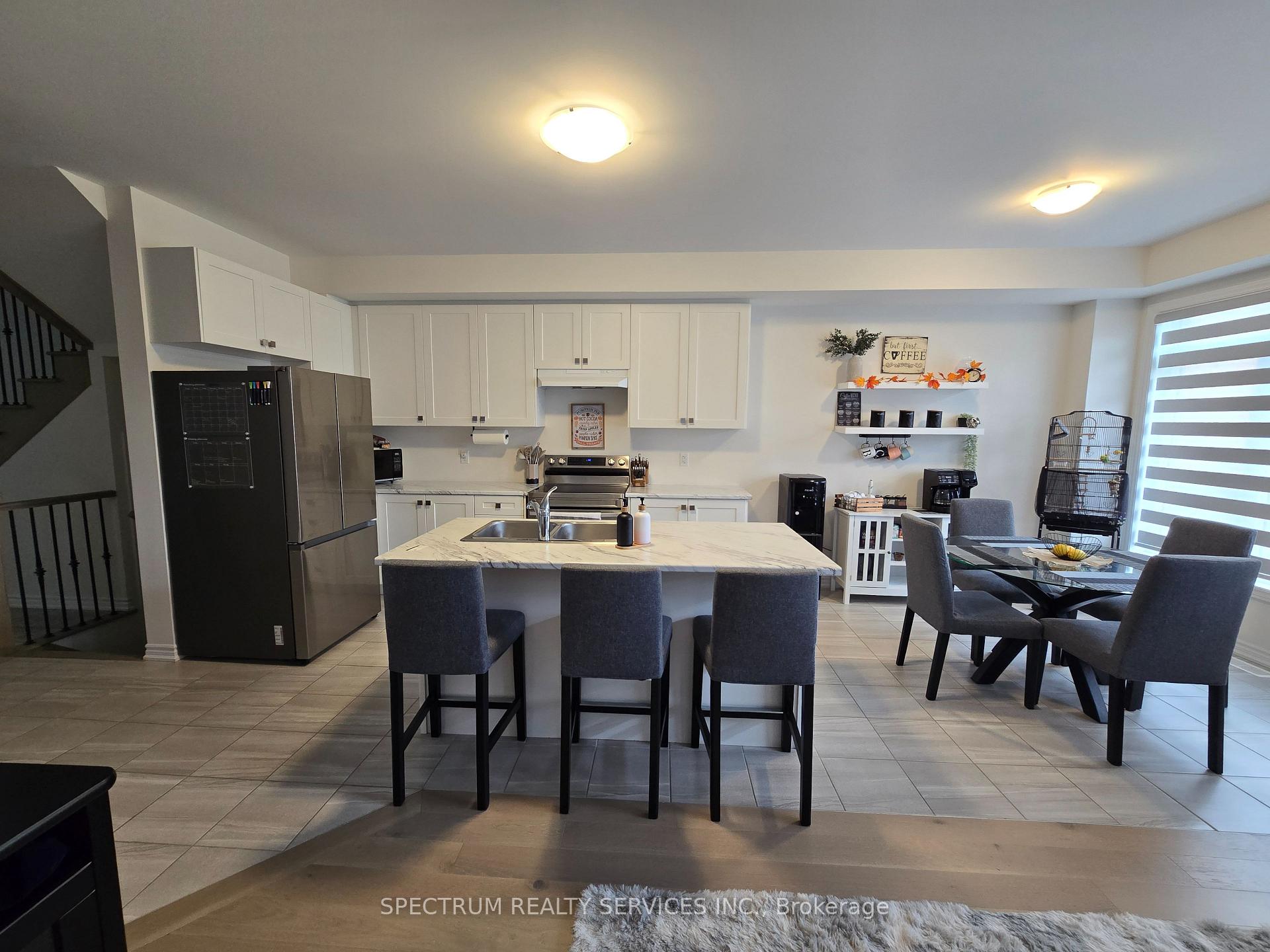 Photo 4 of 2233 Grainger Loop, Innisfil, Alcona — HOMEH
