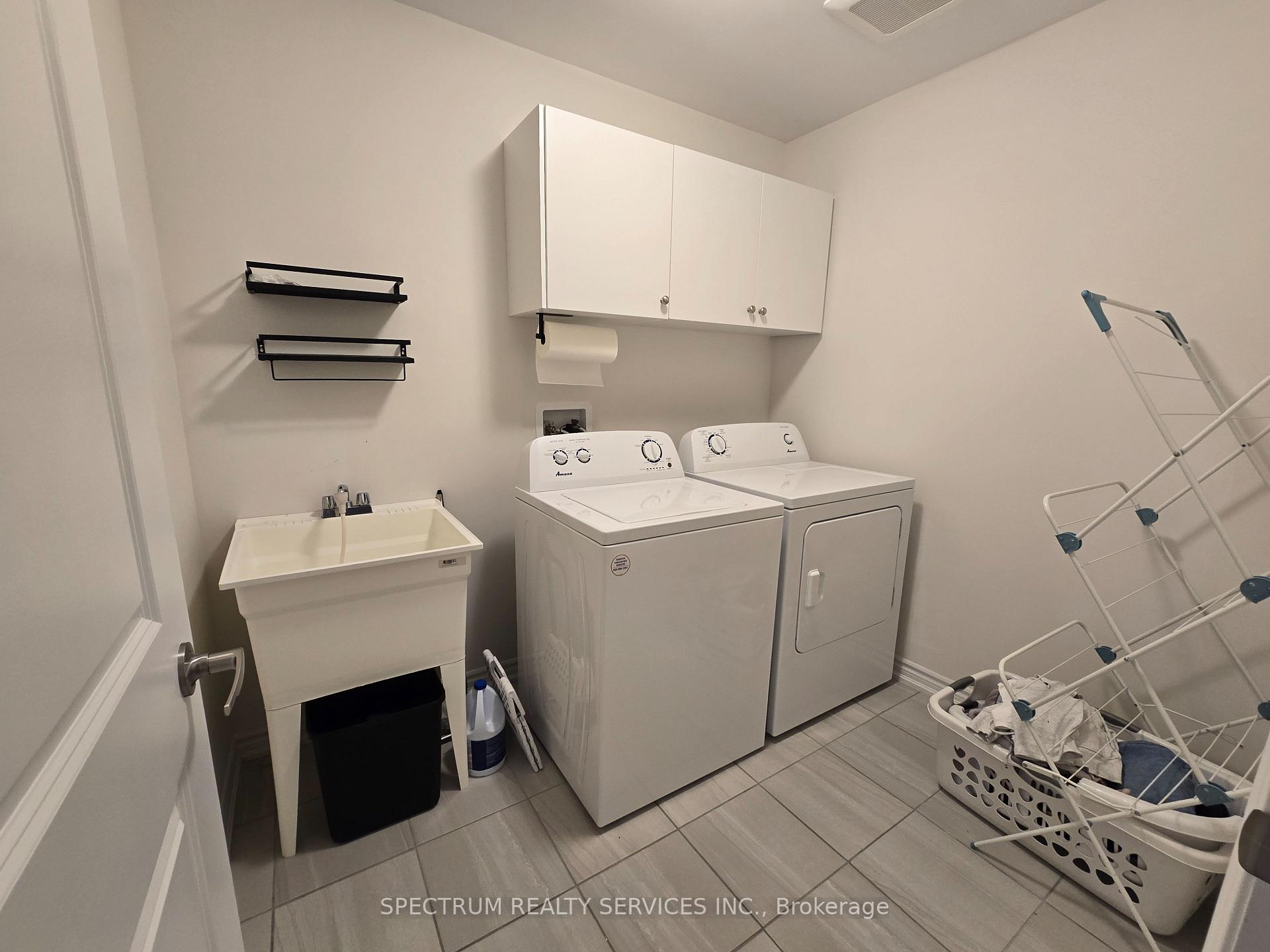 Photo 12 of 2233 Grainger Loop, Innisfil, Alcona — HOMEH
