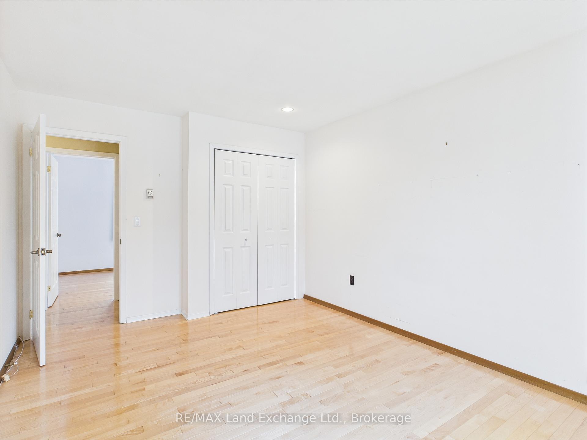 Photo 13 of 12 Inverlyn Crescent S, Kincardine — HOMEH